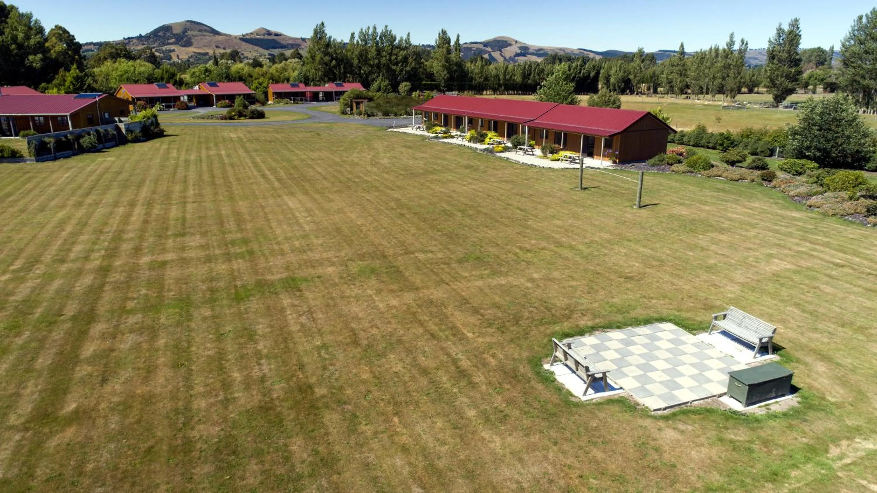 Garden in Longbourne Lodge Motel Mosgiel