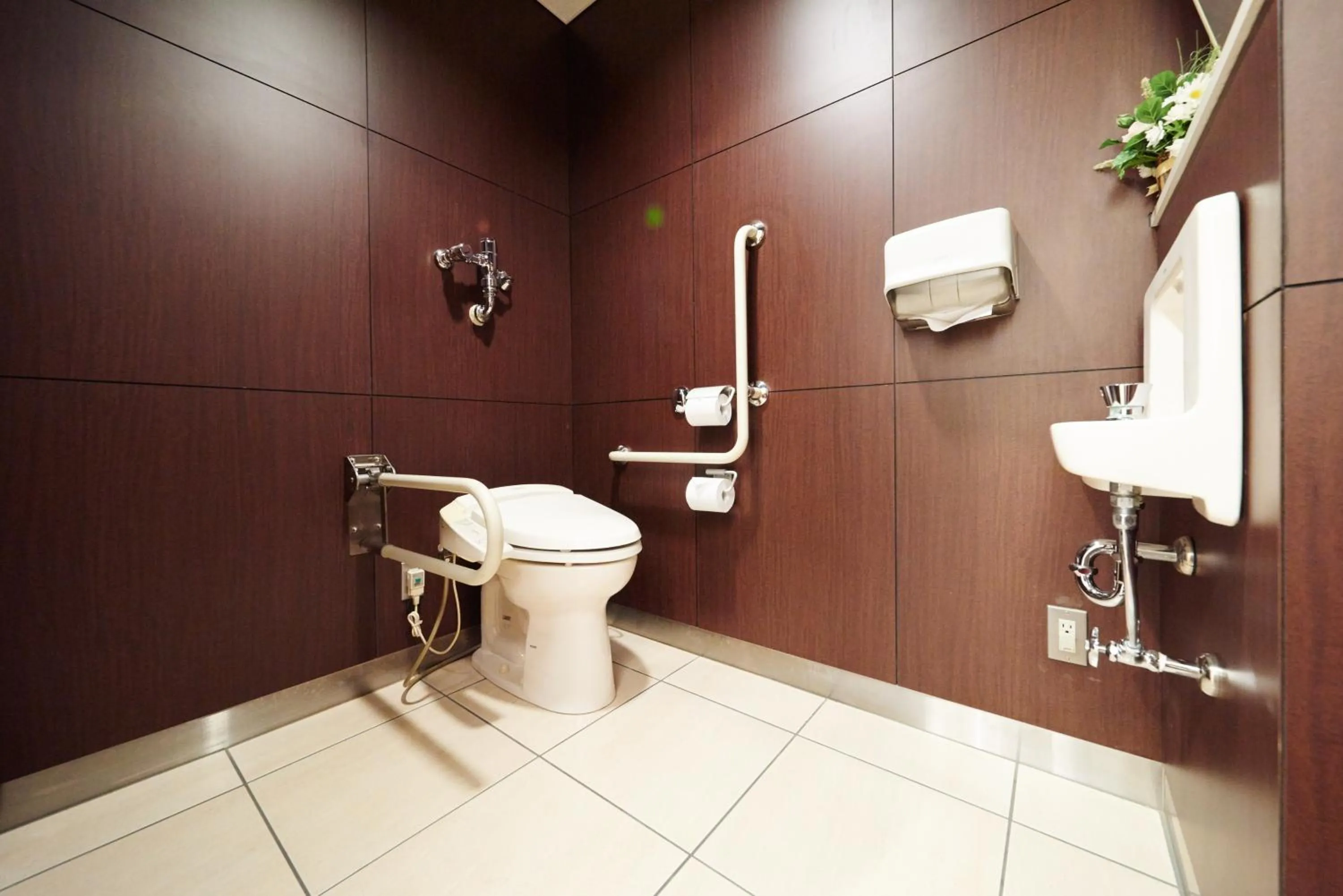 Bathroom in Super Hotel Midosujisen Esaka