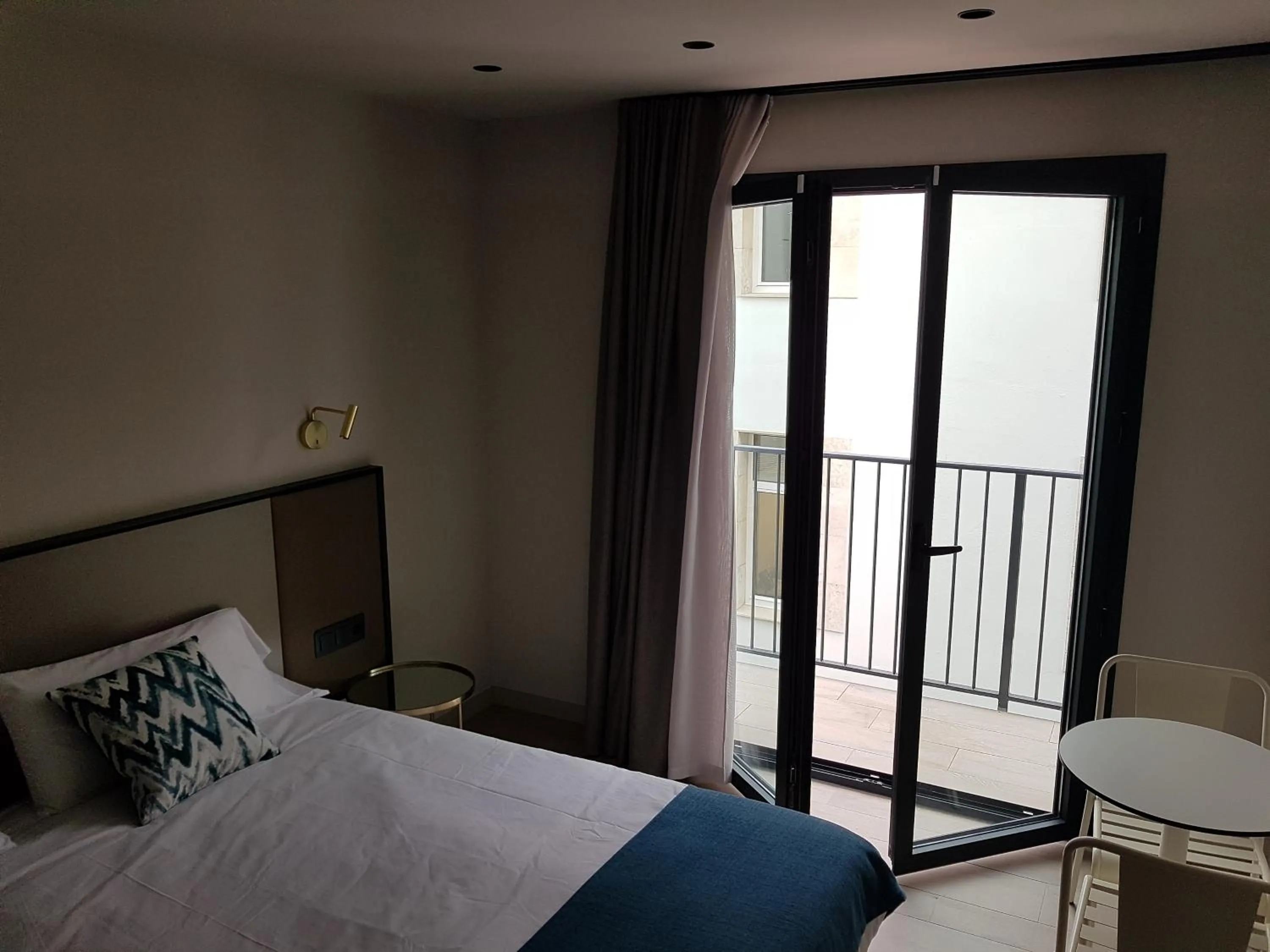 Bed in HOTEL TORRENT