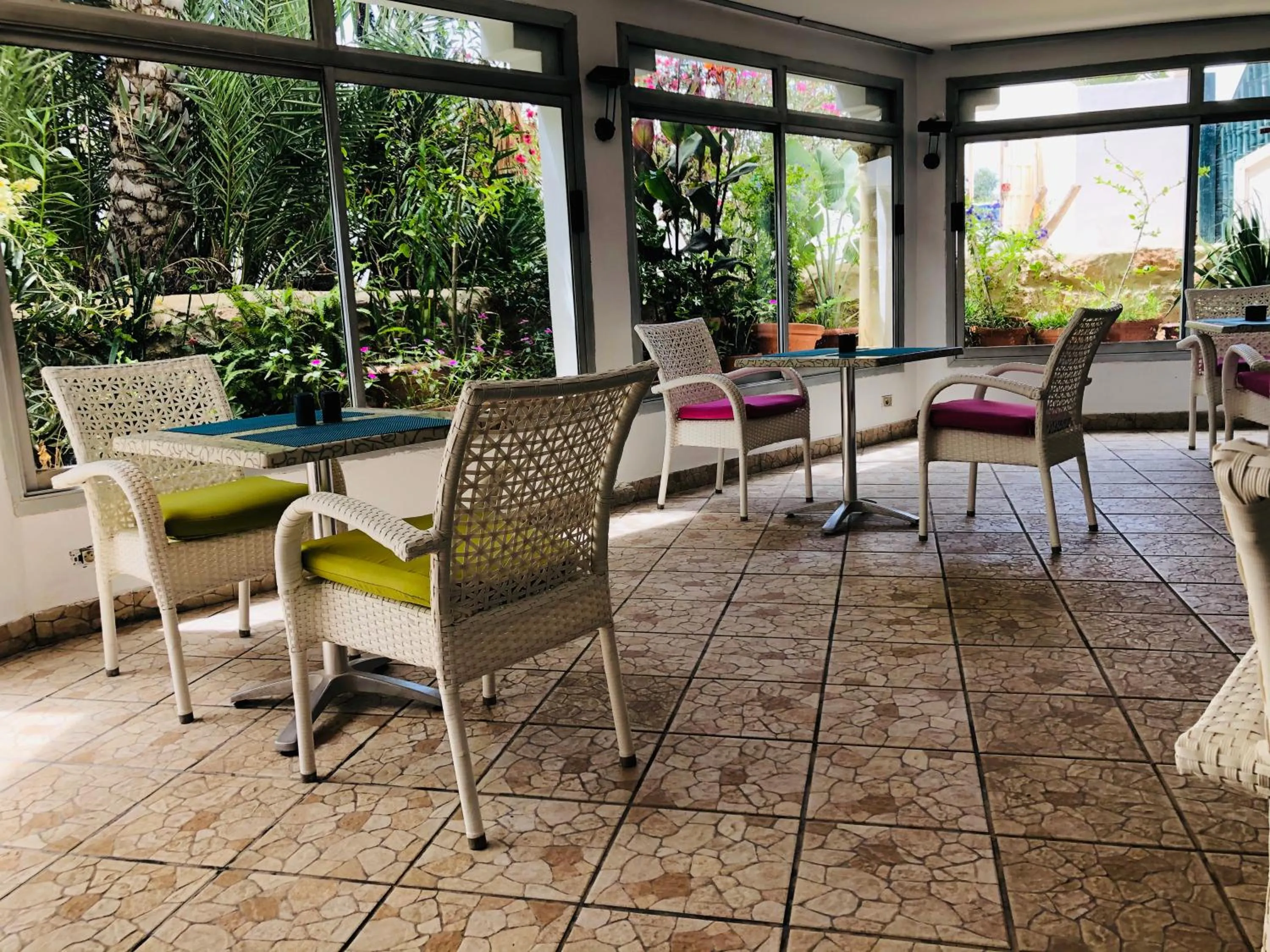 Restaurant/places to eat in Hotel Djerba Orient