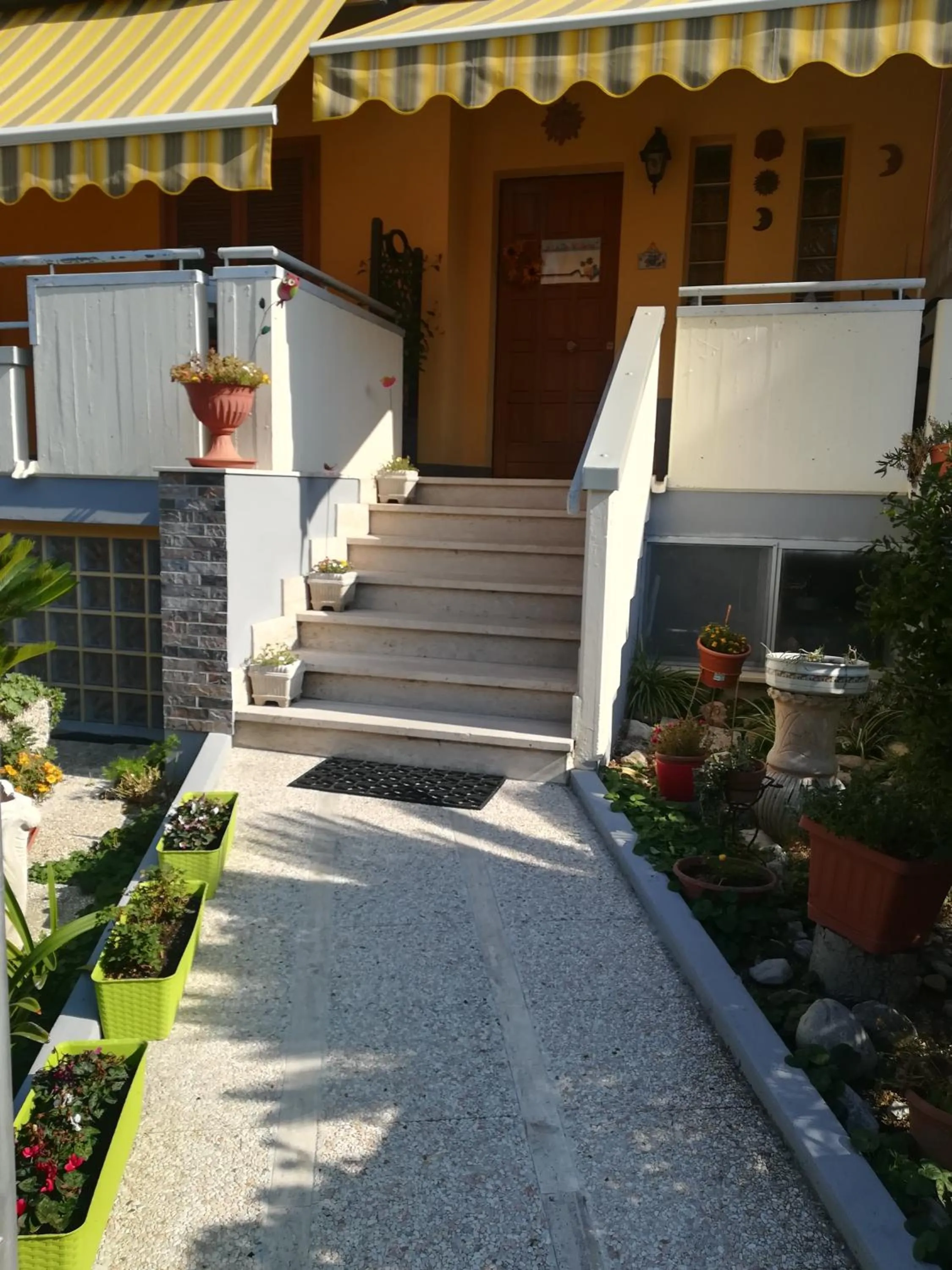 Facade/entrance in B&B La Villetta