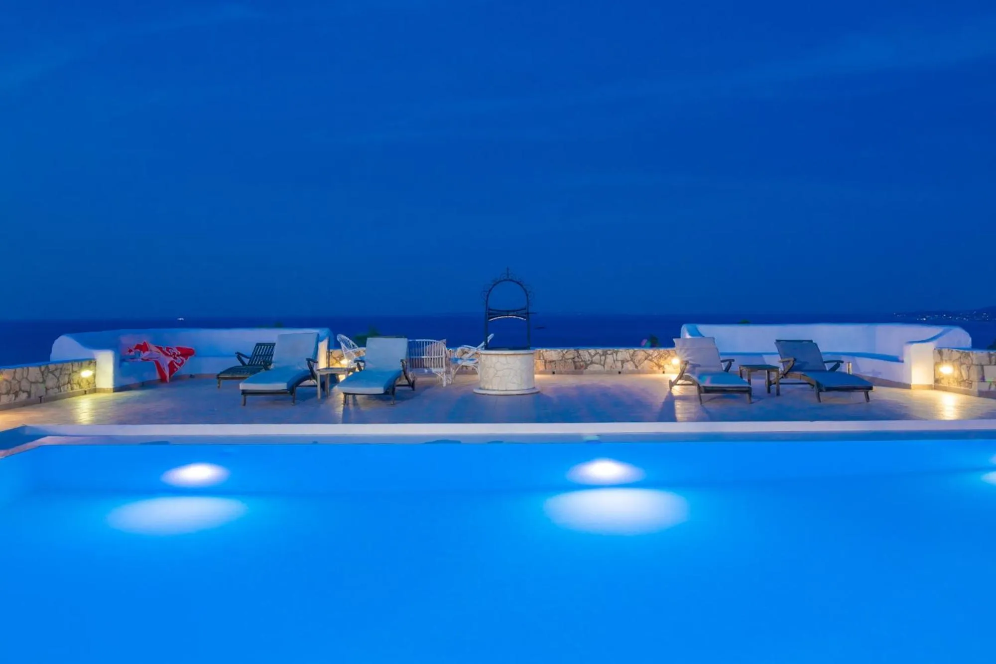 Swimming pool in Armyra Villas - Apartments with Sea Views & Shared Pool