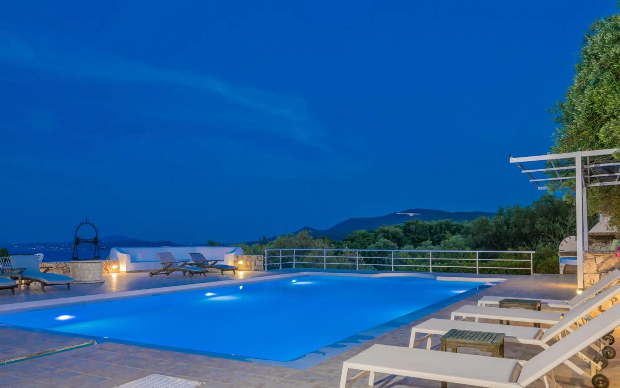 Swimming pool in Armyra Villas - Apartments with Sea Views & Shared Pool