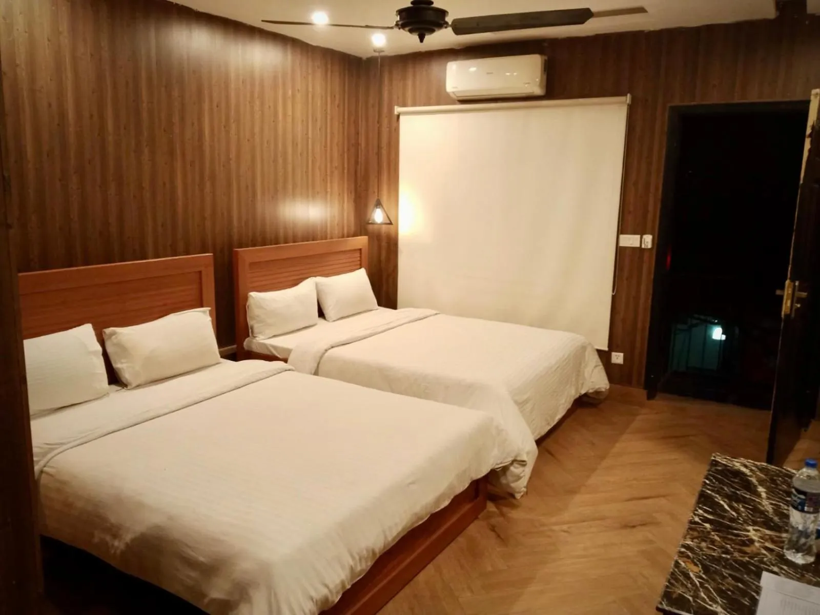 Double Room with Garden View - single occupancy in 12th Avenue