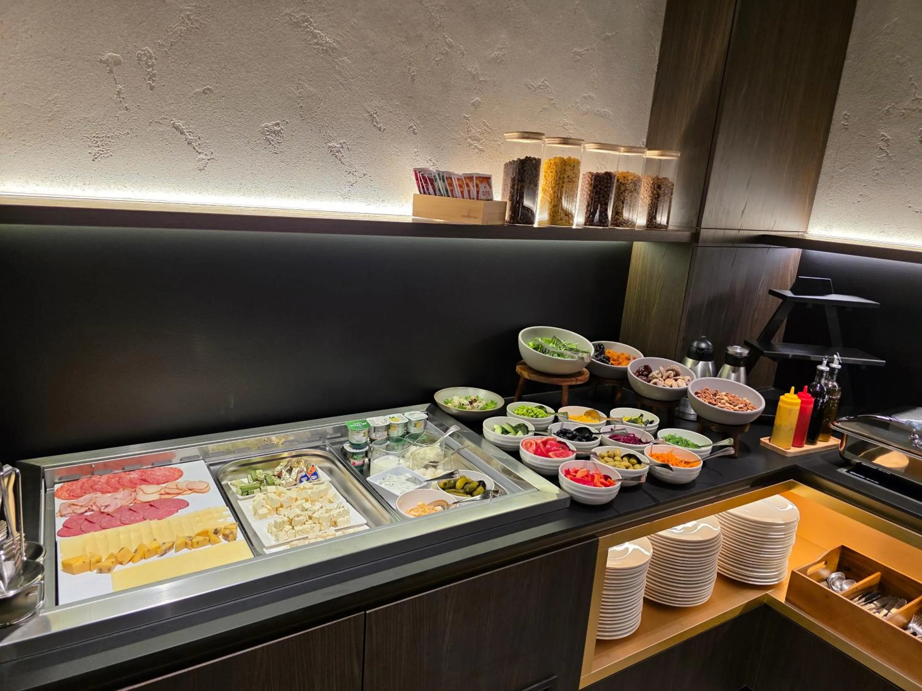 Breakfast in Regency Hotel