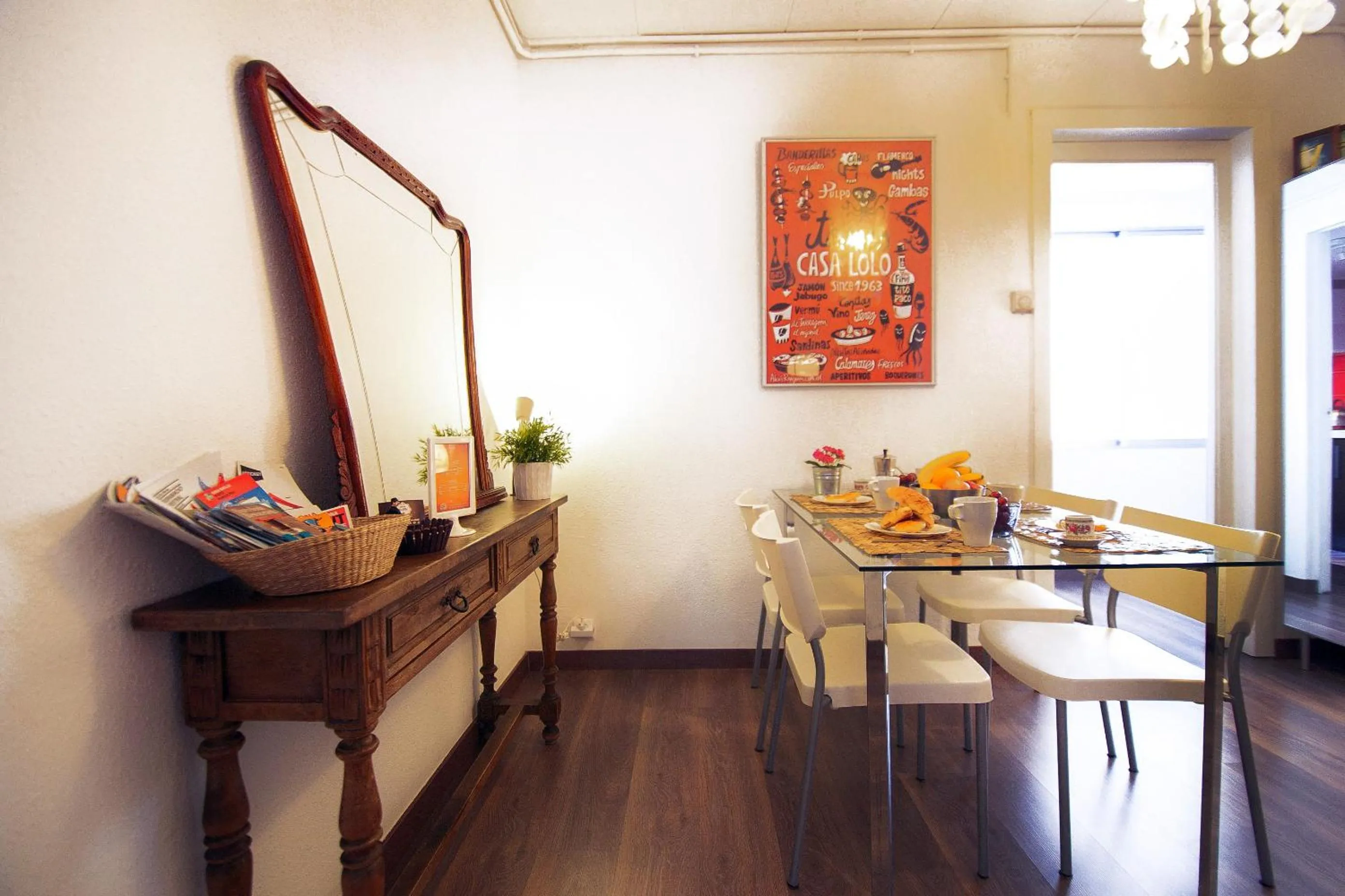 Living room in Casa Tortilla Sagrada Familia