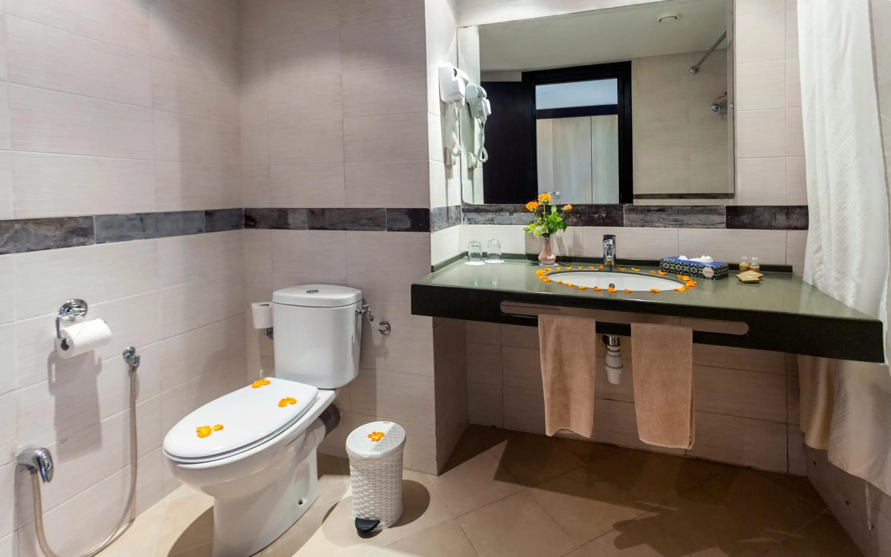 Bathroom in Seabel Alhambra Beach Golf & Spa