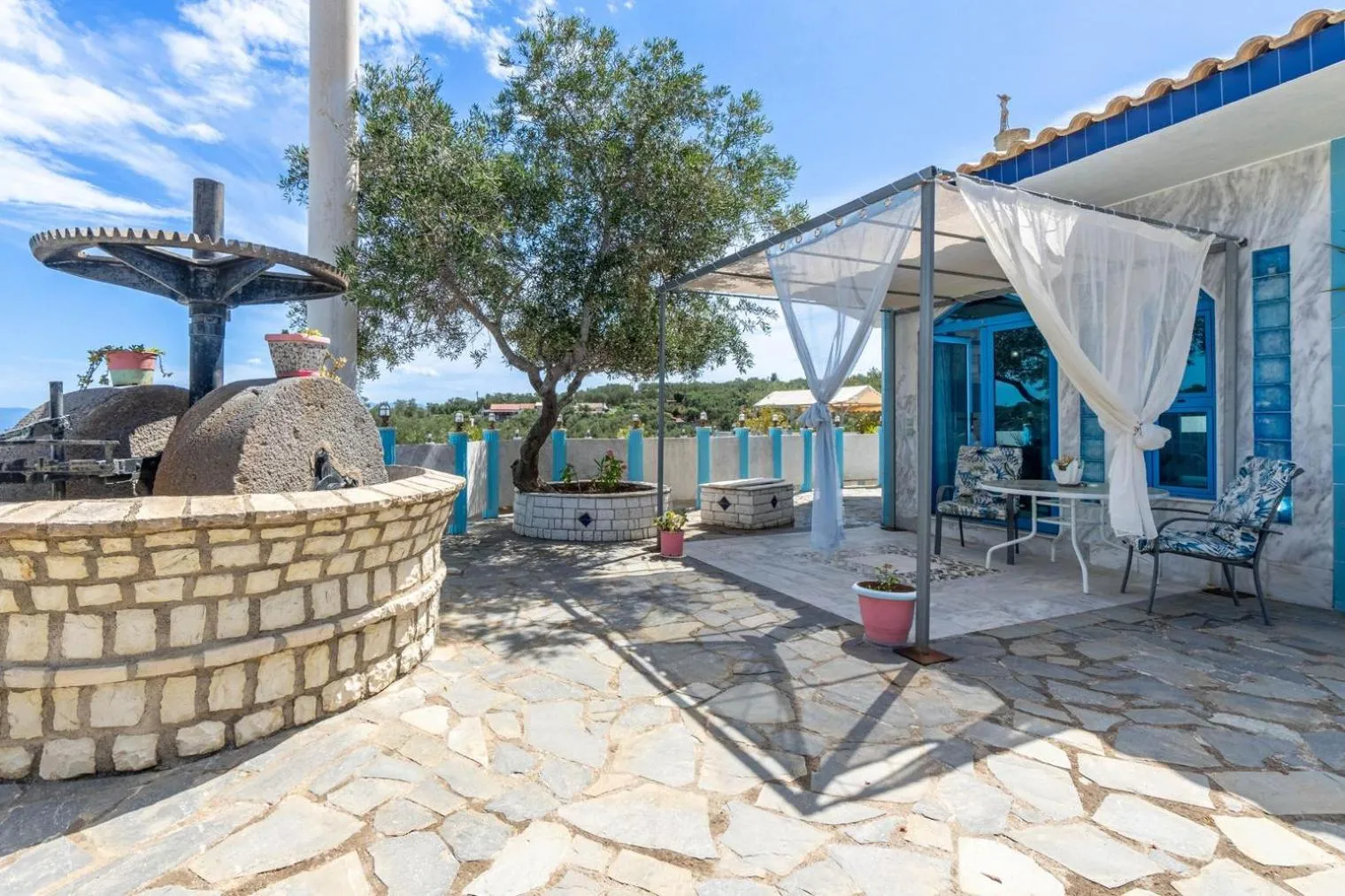 Patio in Paco's Resort Holiday Flats