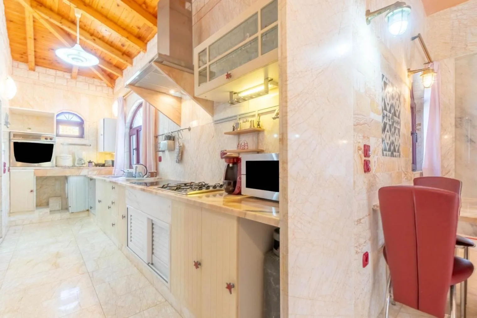 Coffee/tea facilities in Paco's Resort Holiday Flats