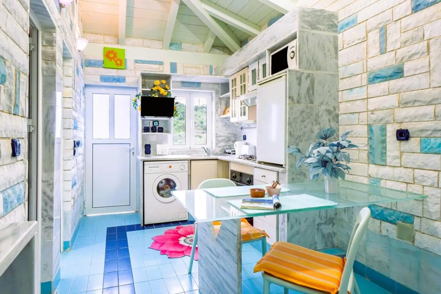 kitchen in Paco's Resort Holiday Flats