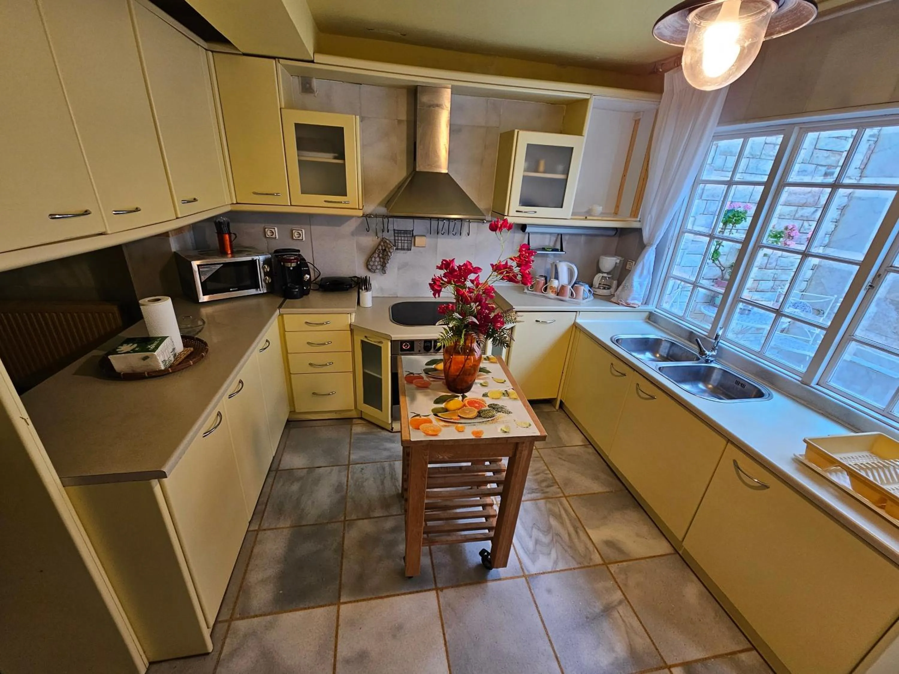 Kitchen or kitchenette in Paco's Resort Holiday Flats