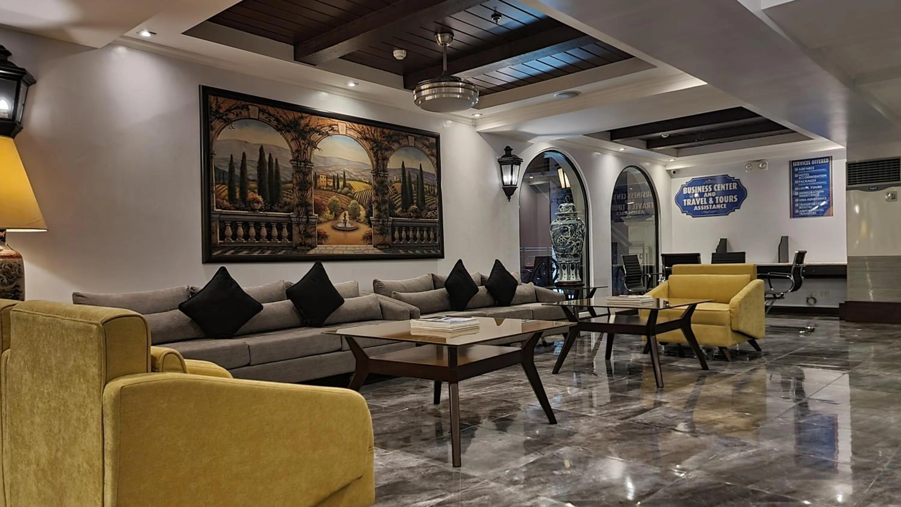 Lobby or reception in Royal Bellagio Hotel