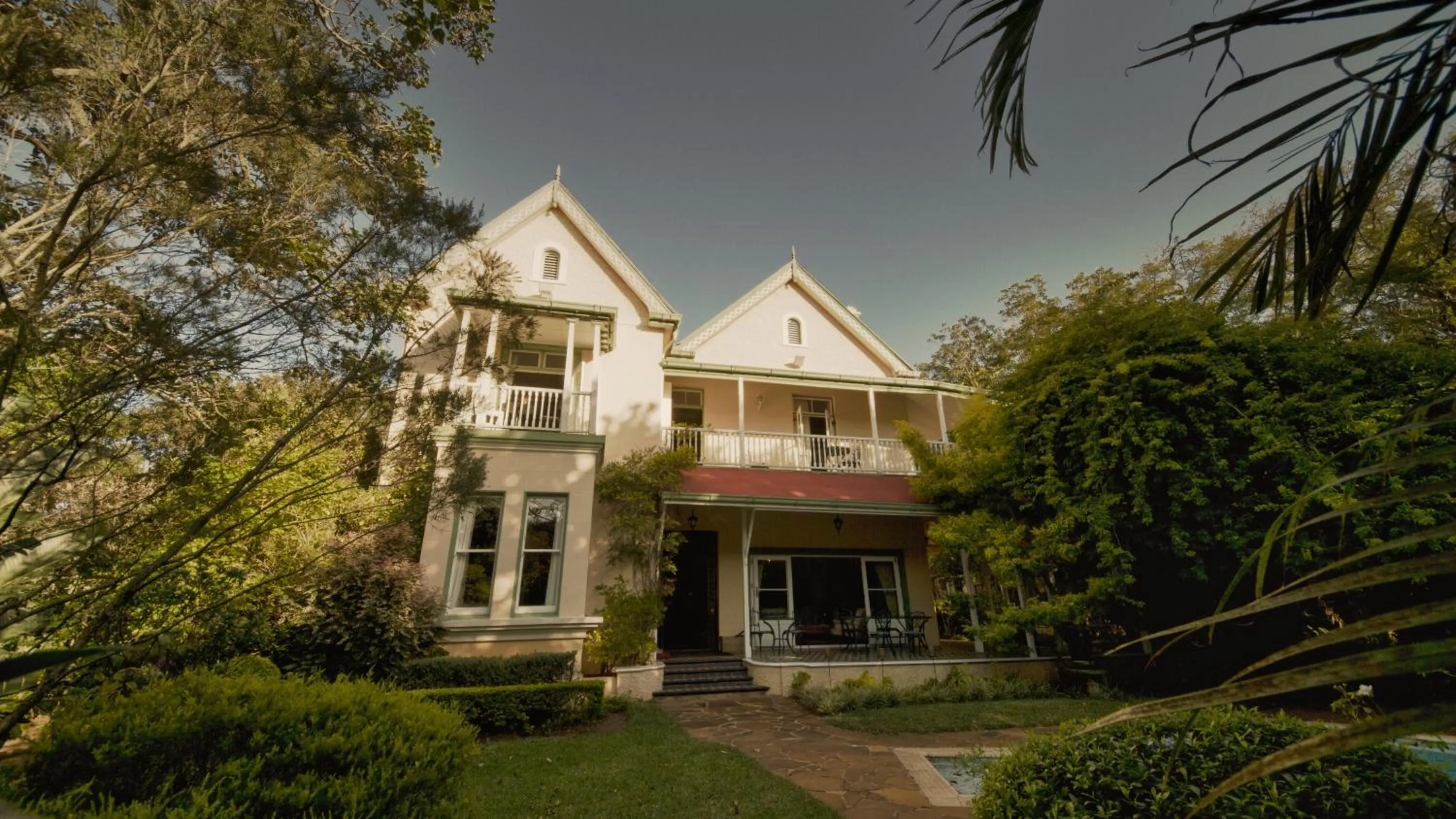 Facade/entrance in Hacklewood Hill Country House