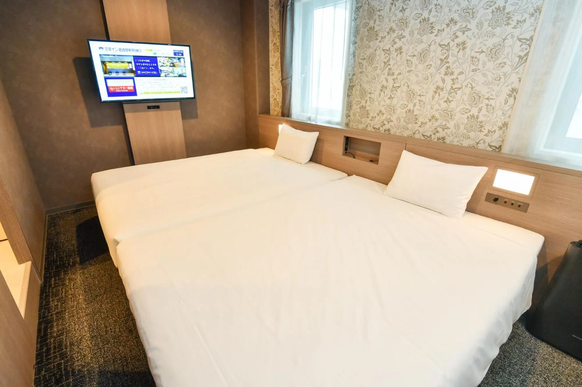 Photo of the whole room, Bed in Sanco Inn Nagoya - Shinkansenguchi