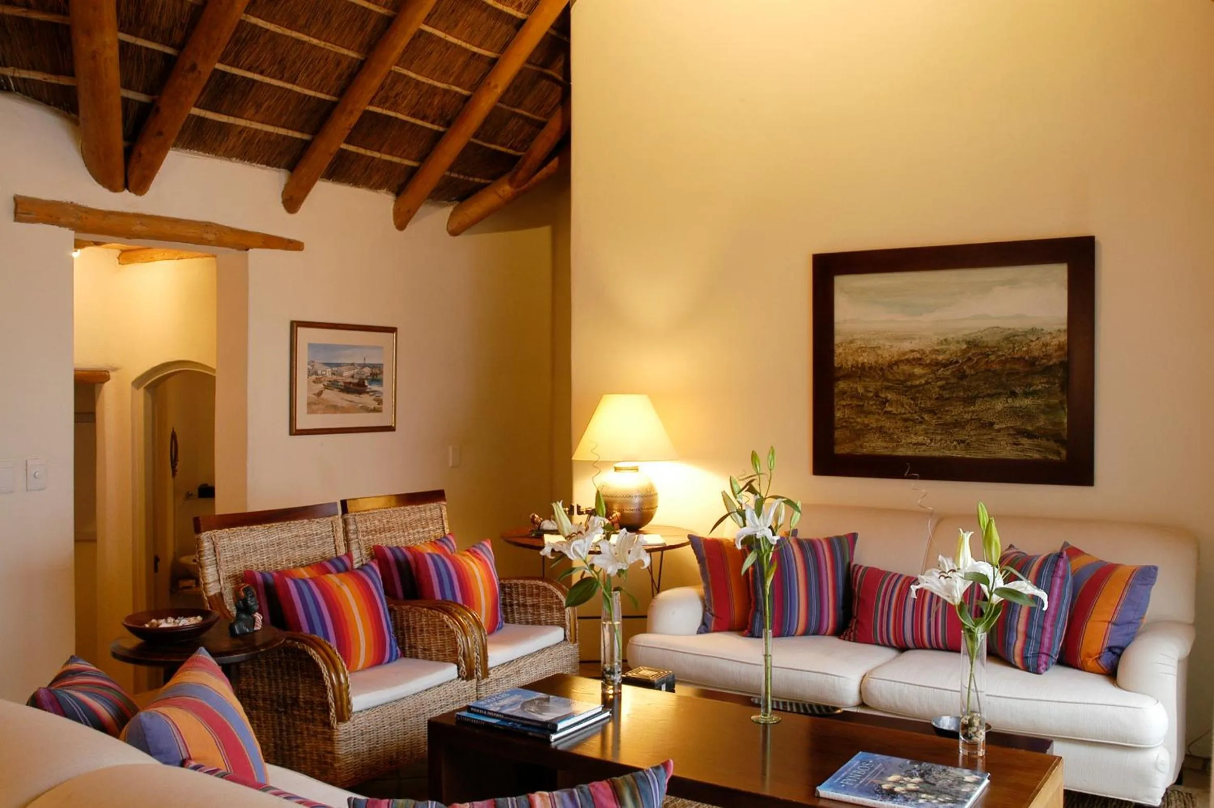 Lounge or bar in The Sands @ St Francis