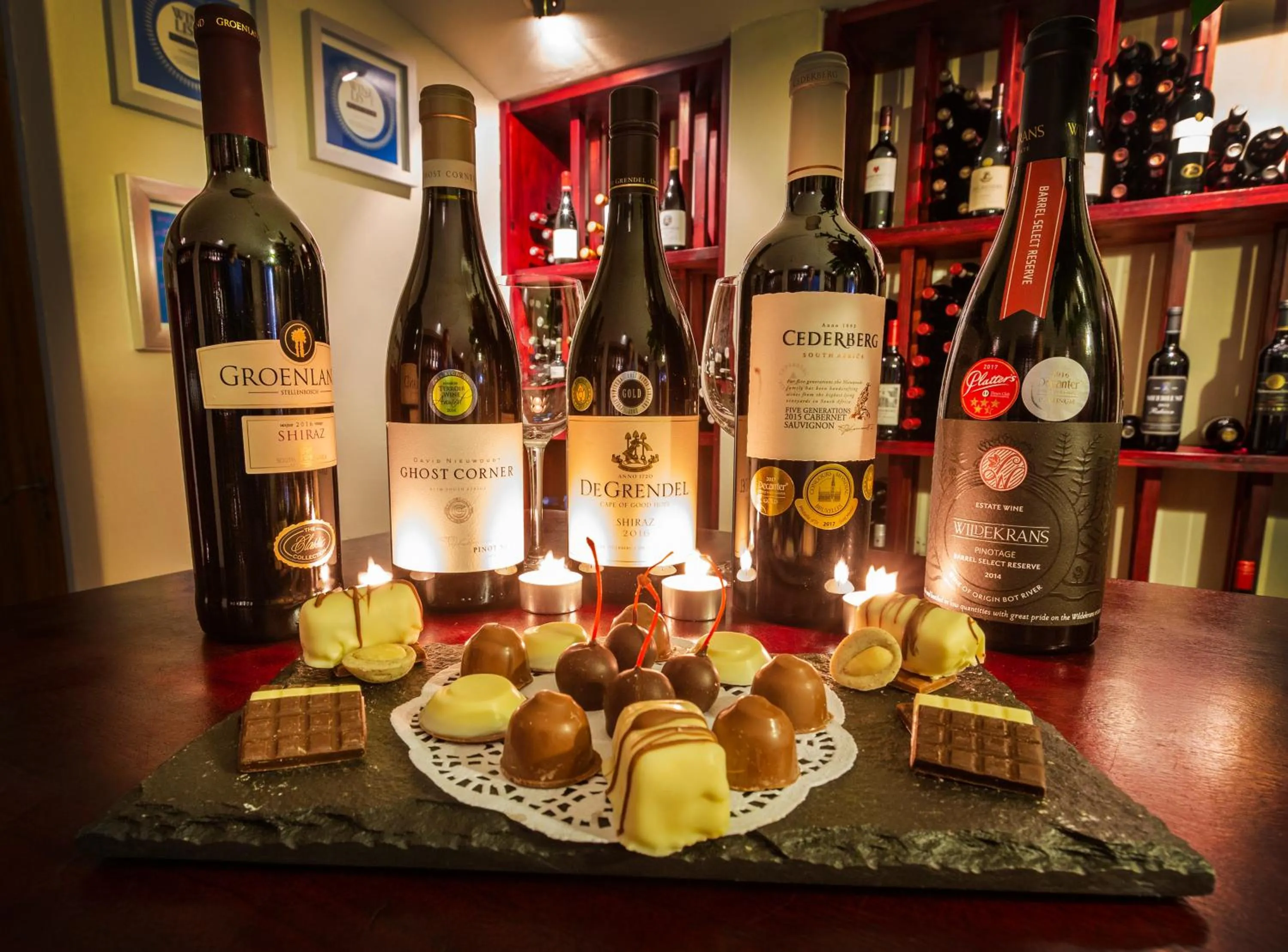 Food and drinks in The Sands @ St Francis