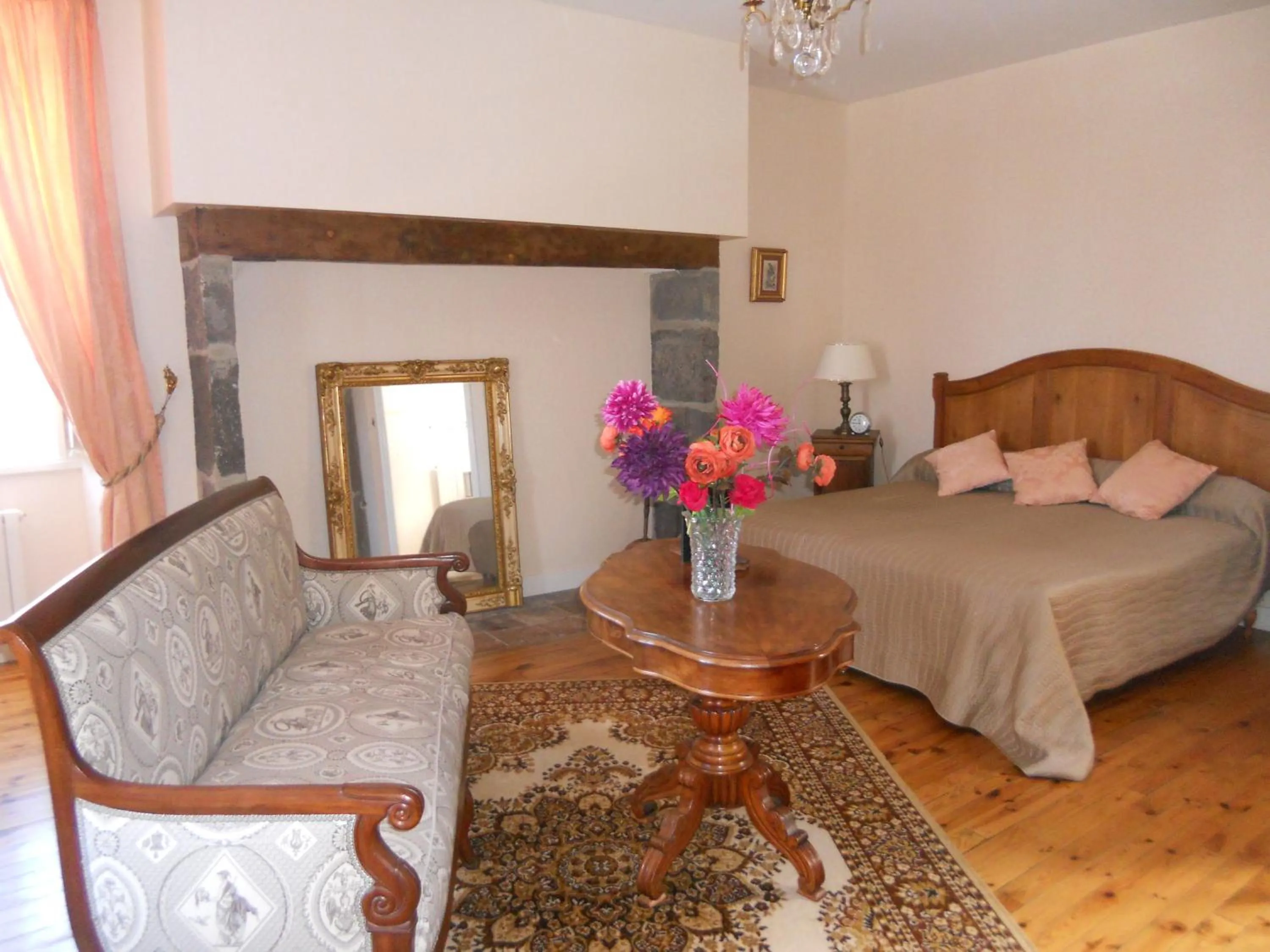 Bed in Château de la Moissetie