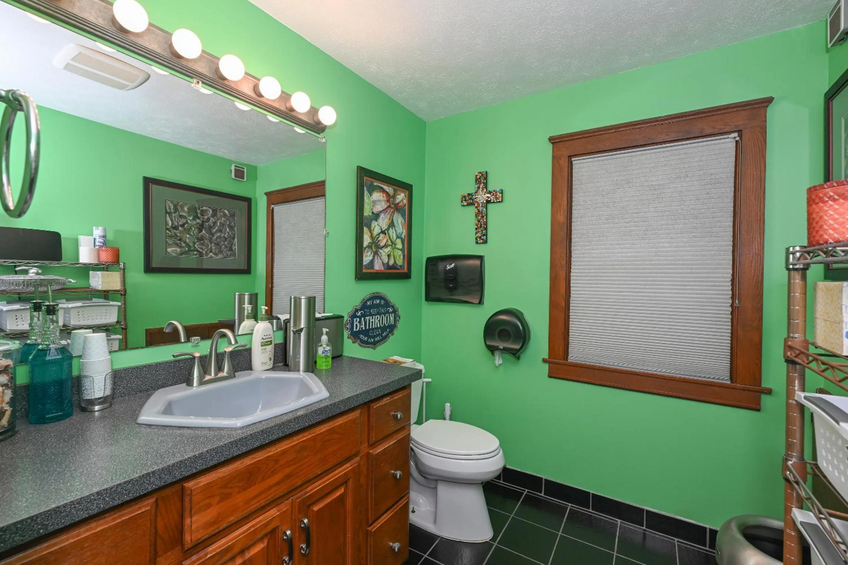 Toilet in Berrodin Bed & Breakfast