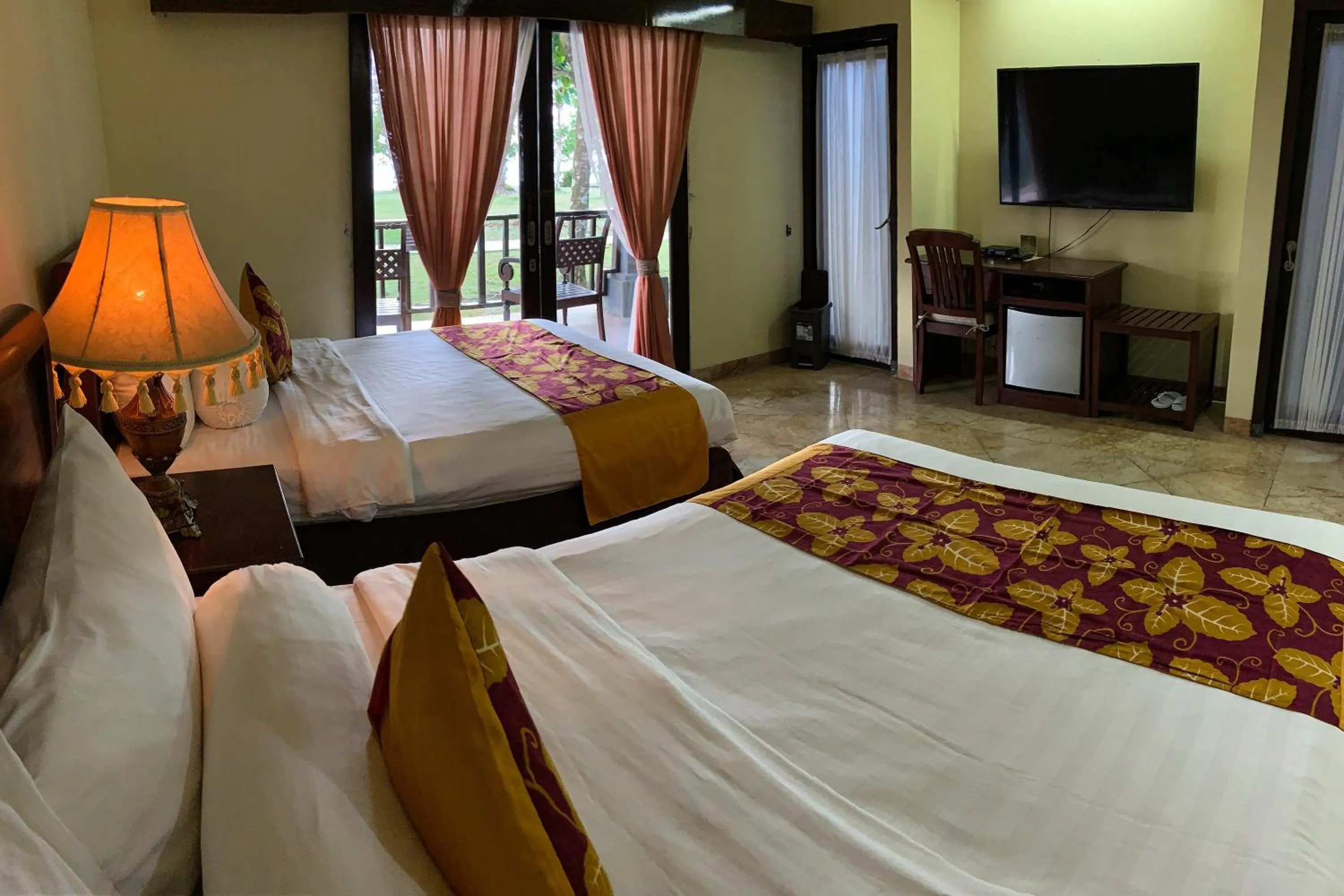 Bedroom, Bed in Beach Rock Resort Belitung