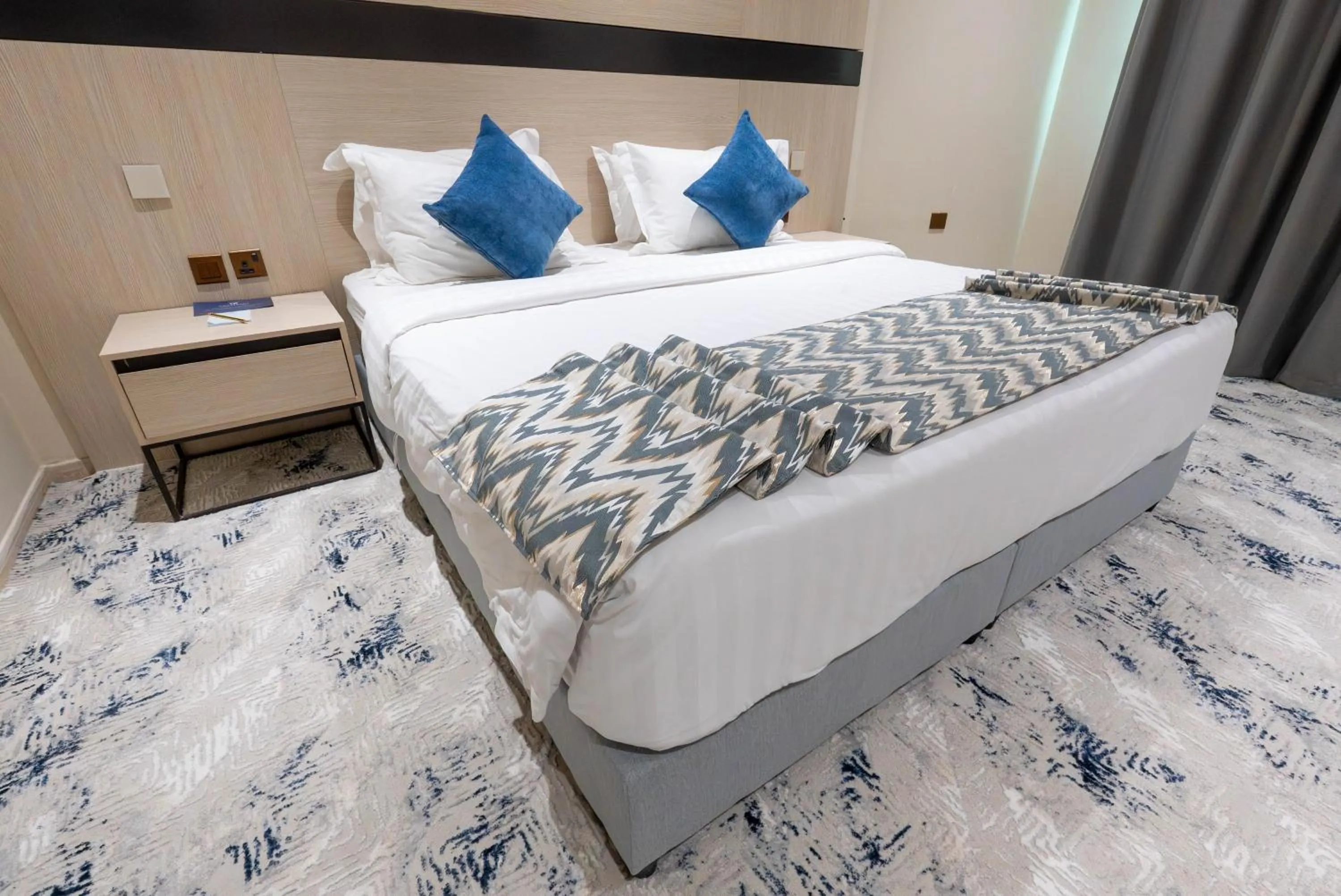 Bed in Continent Sumou Hotel Al Khobar