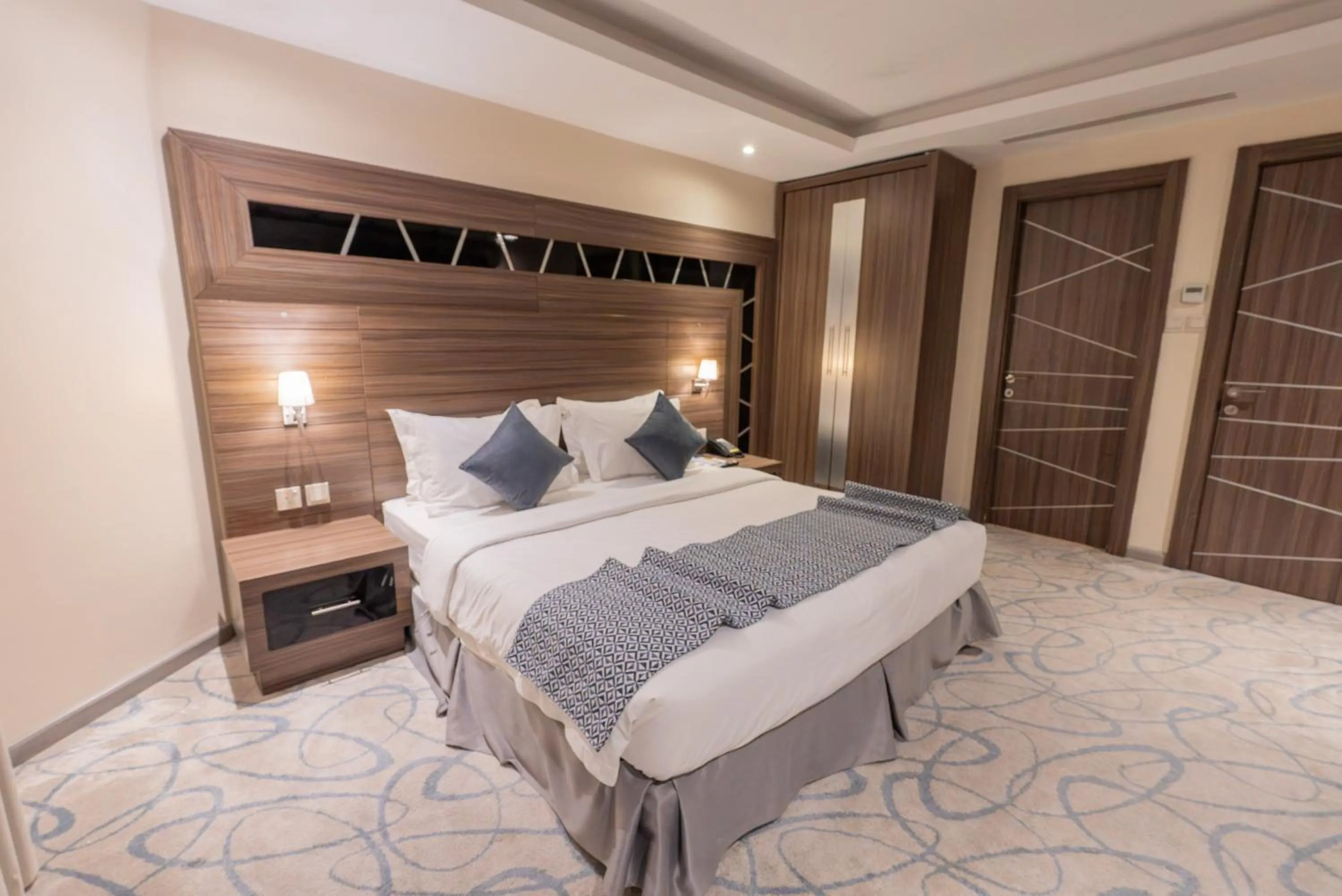 Bed in Continent Sumou Hotel Al Khobar