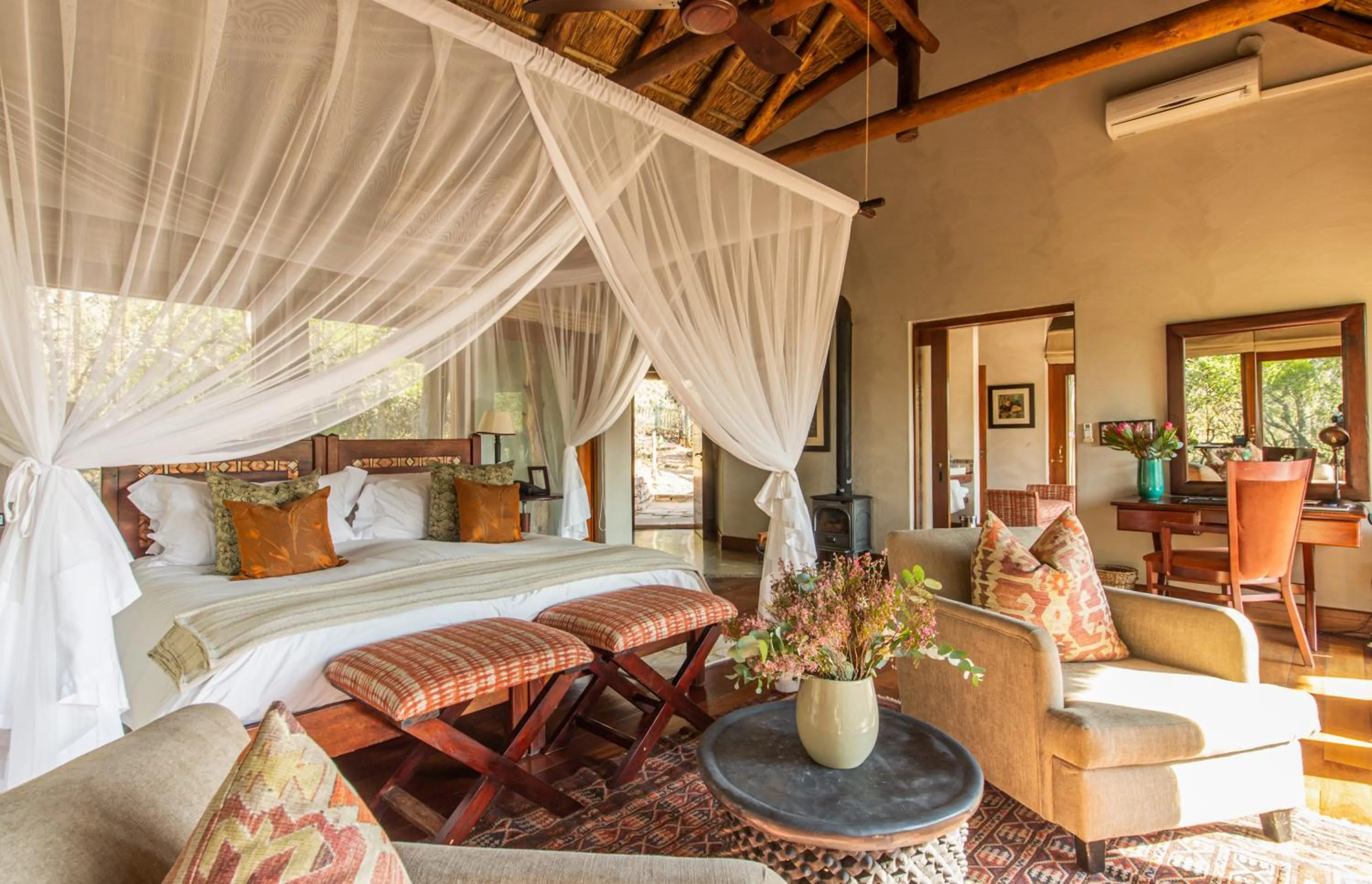 Bed in Pumba Private Game Reserve