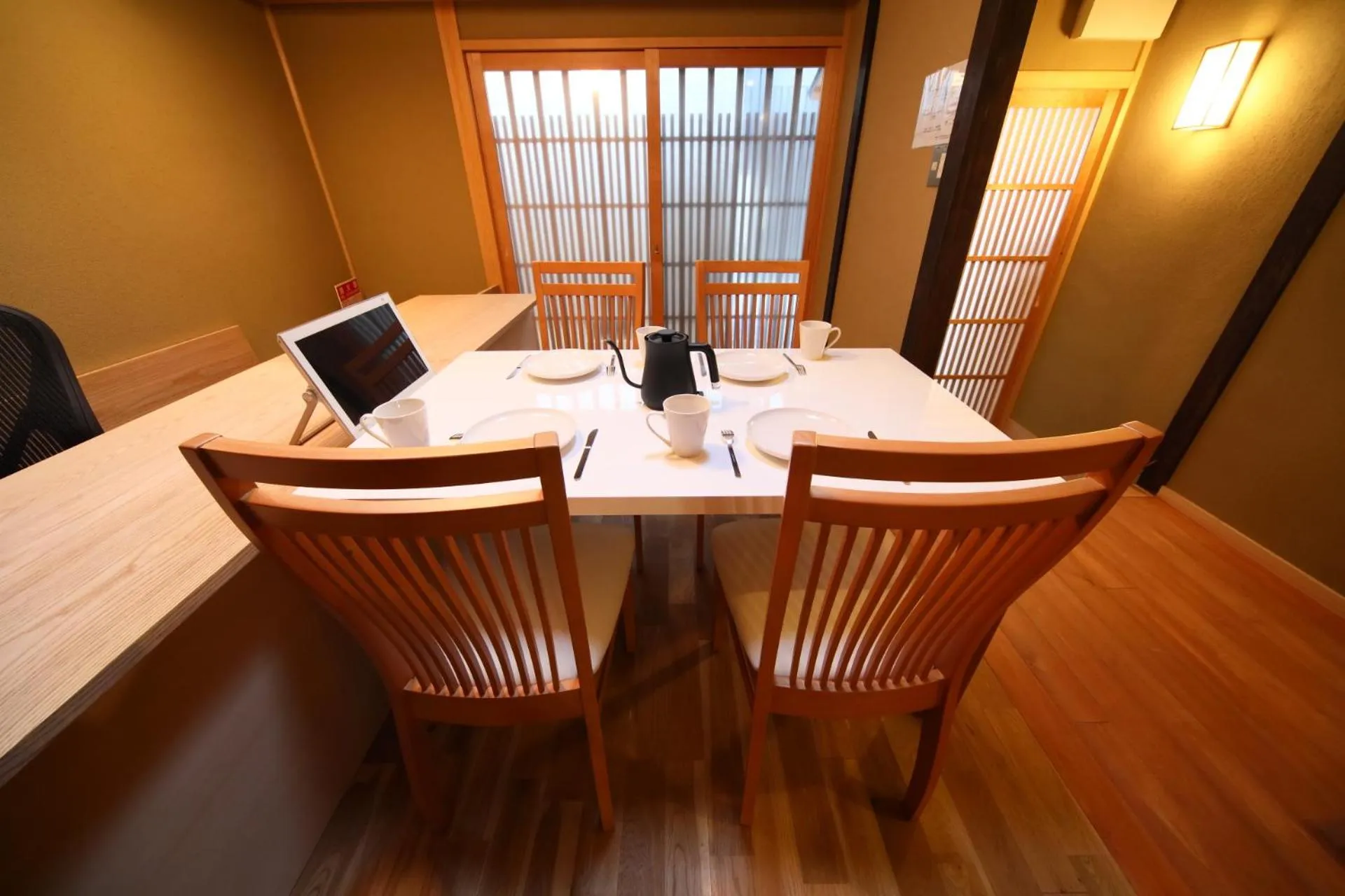 Living room in Kyomachiya Gion Miyagawatei