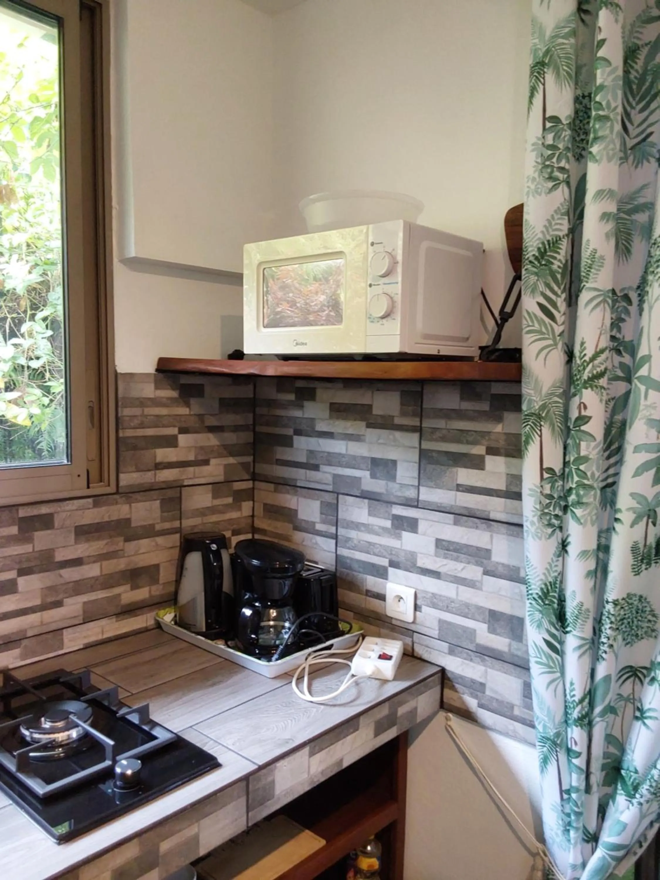 Dining area in Faré Mahi Mahi