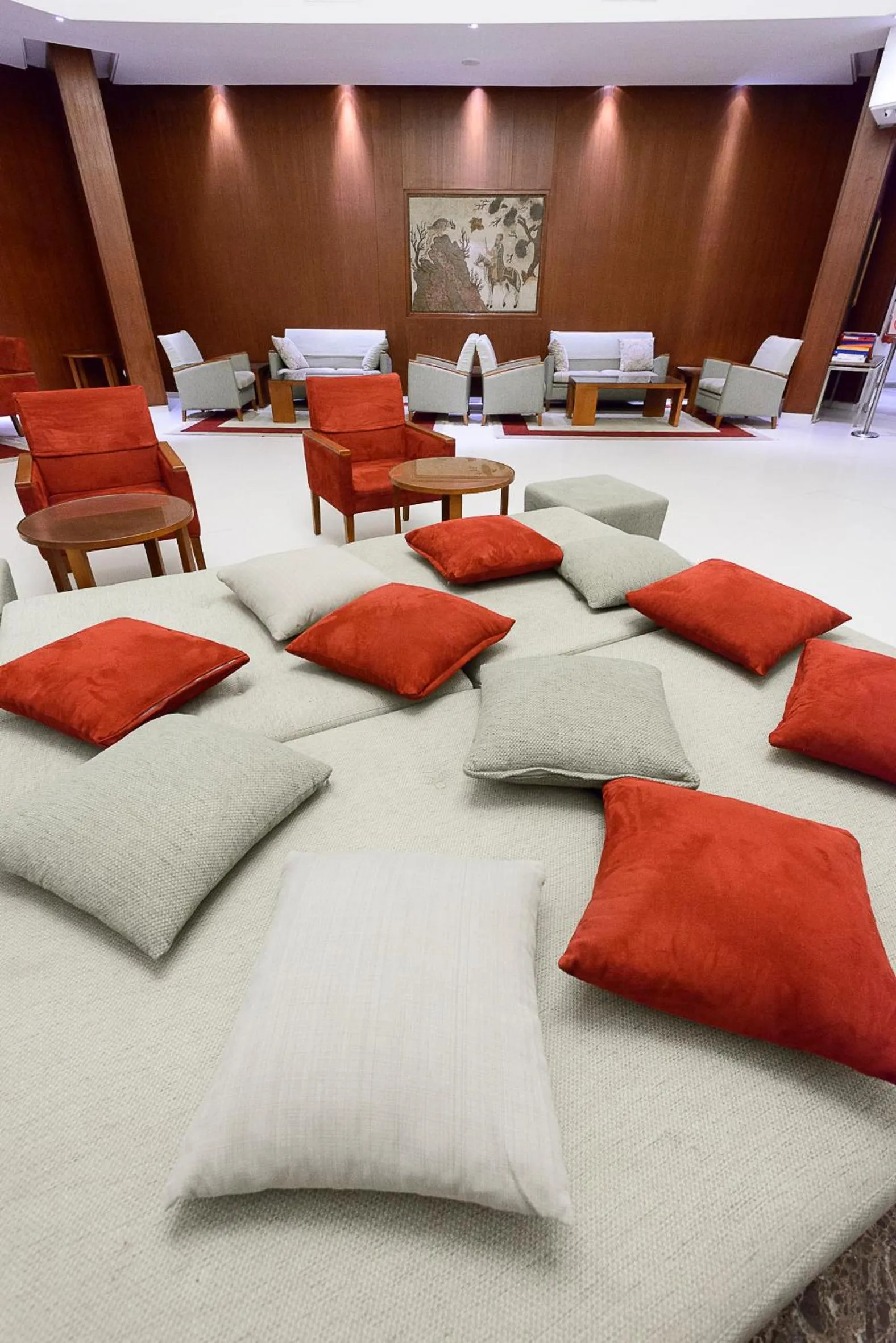 Lounge or bar, Bed in The Sindbad