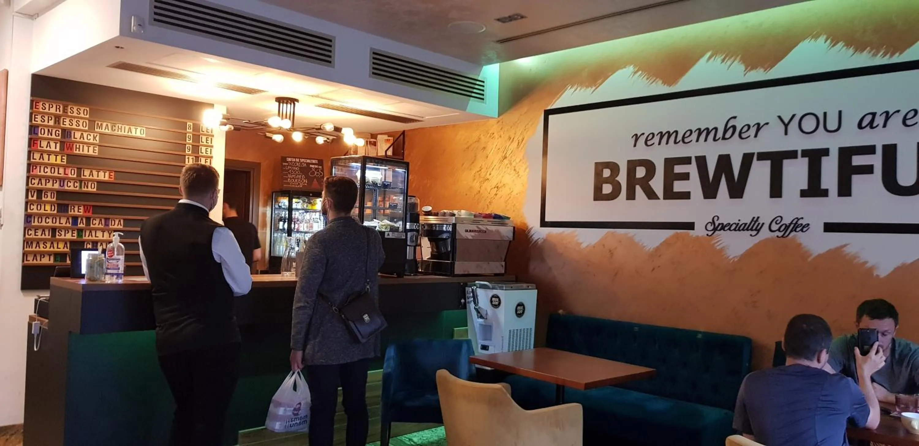 Coffee/tea facilities in Hotel Beyfin