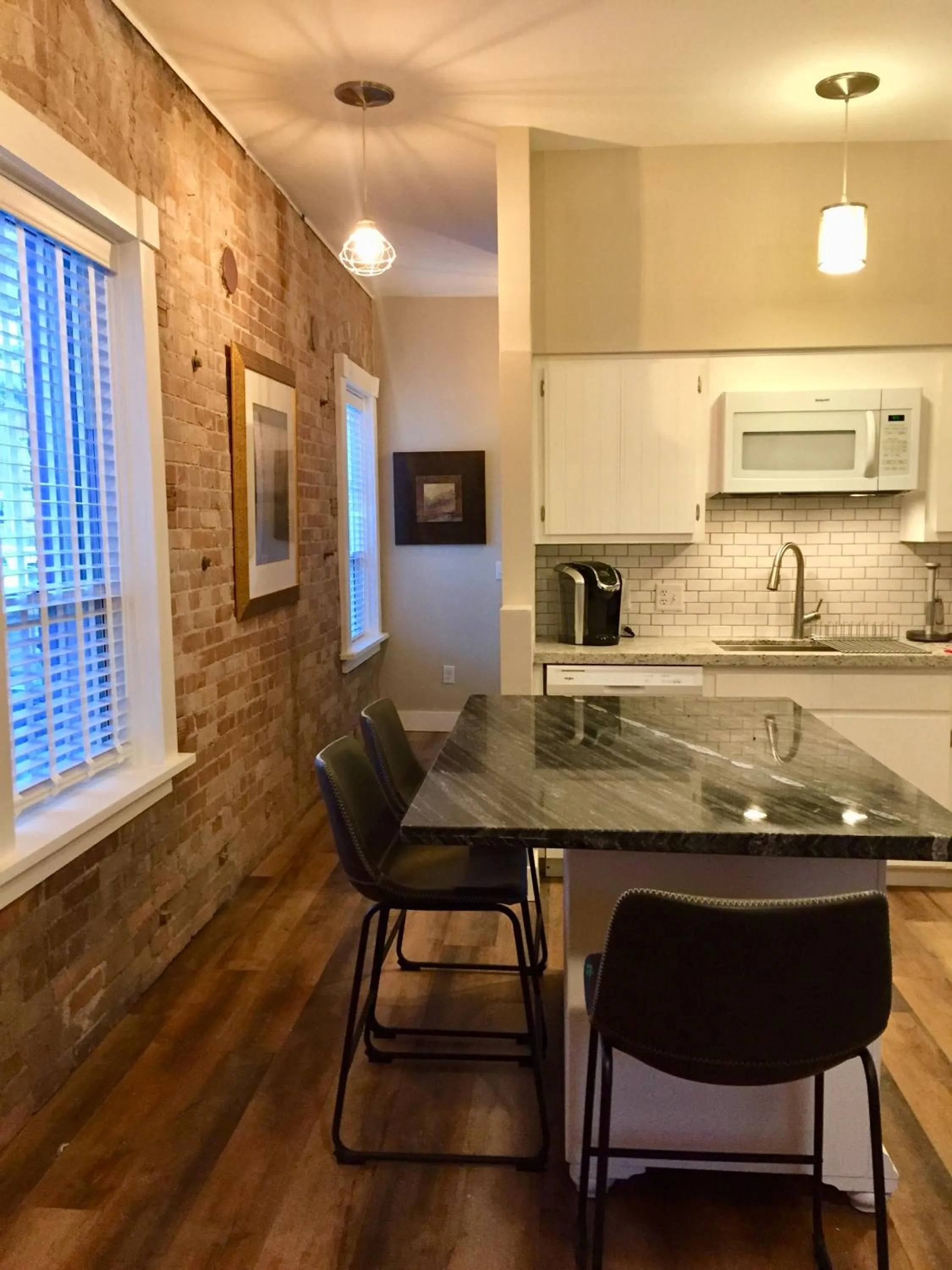 Kitchen or kitchenette in Bisbee Brownstone Suites