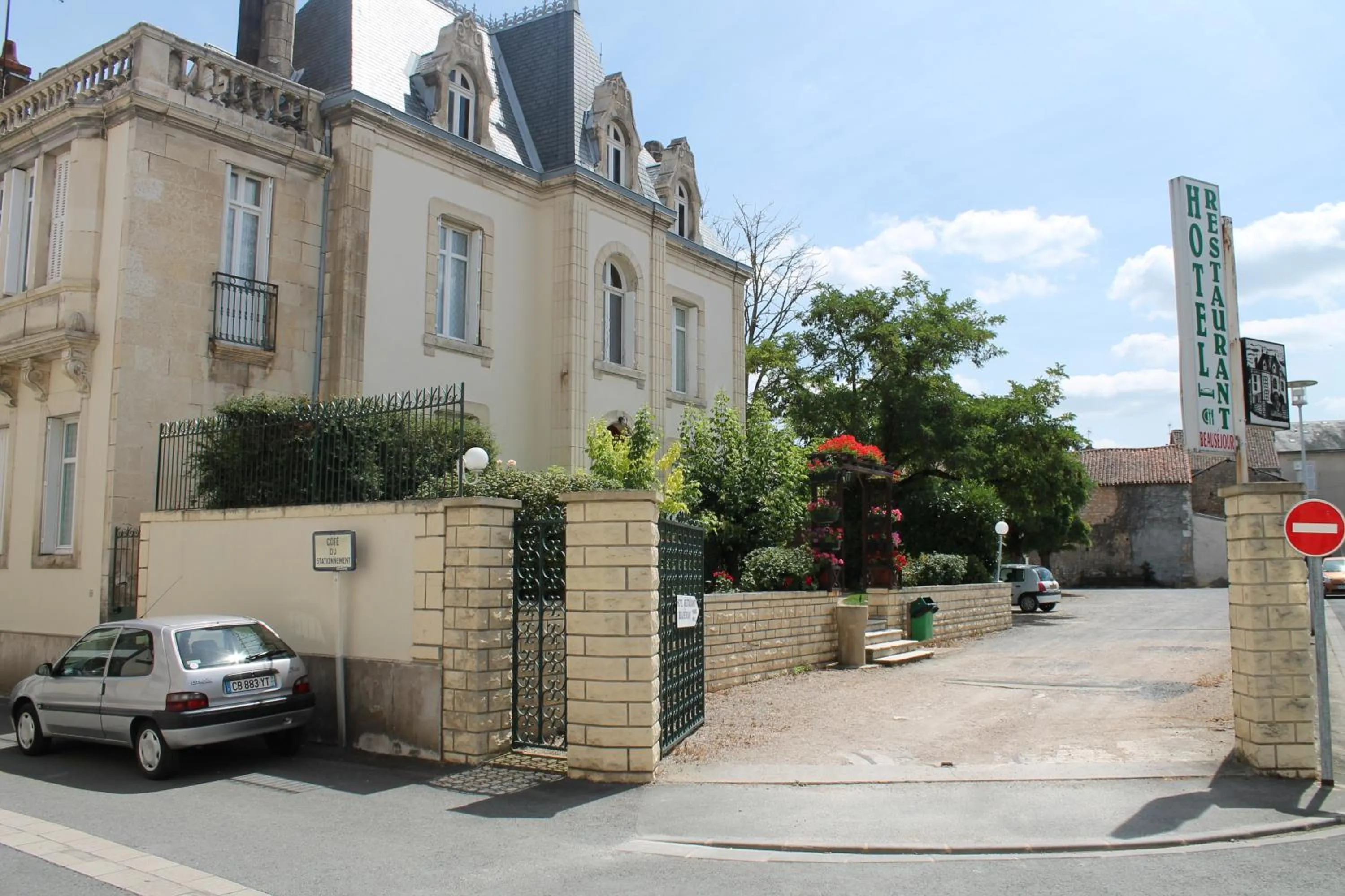Property building in Logis Hôtel Beauséjour
