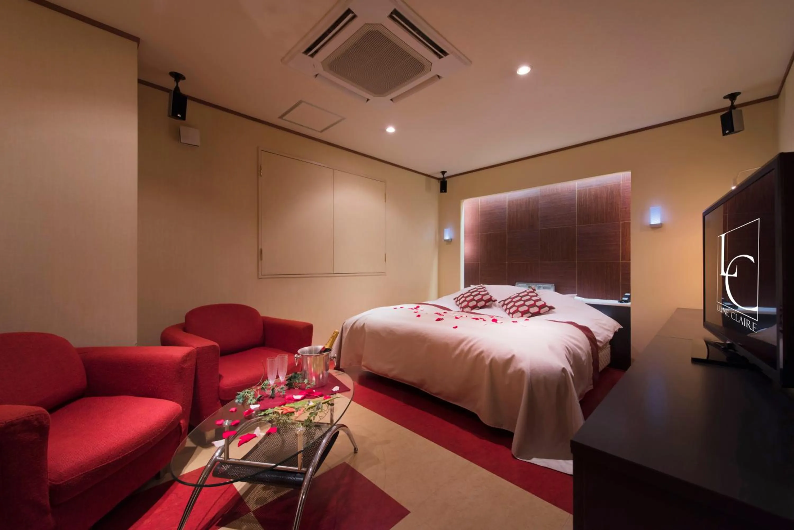 Bed in Hotel LUNE CLAIRE (Adult Only)