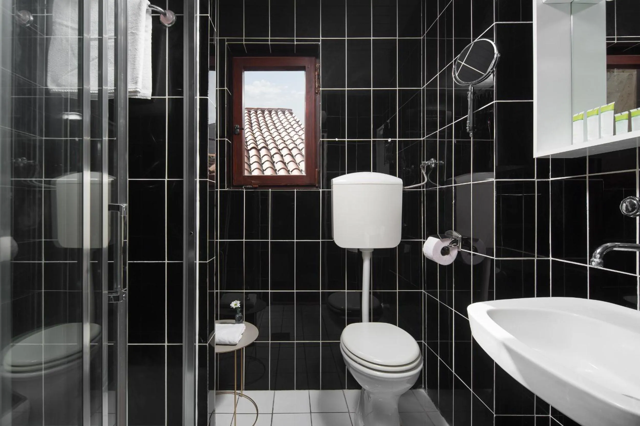 Bathroom in Villa Cissa Apartments by Irundo