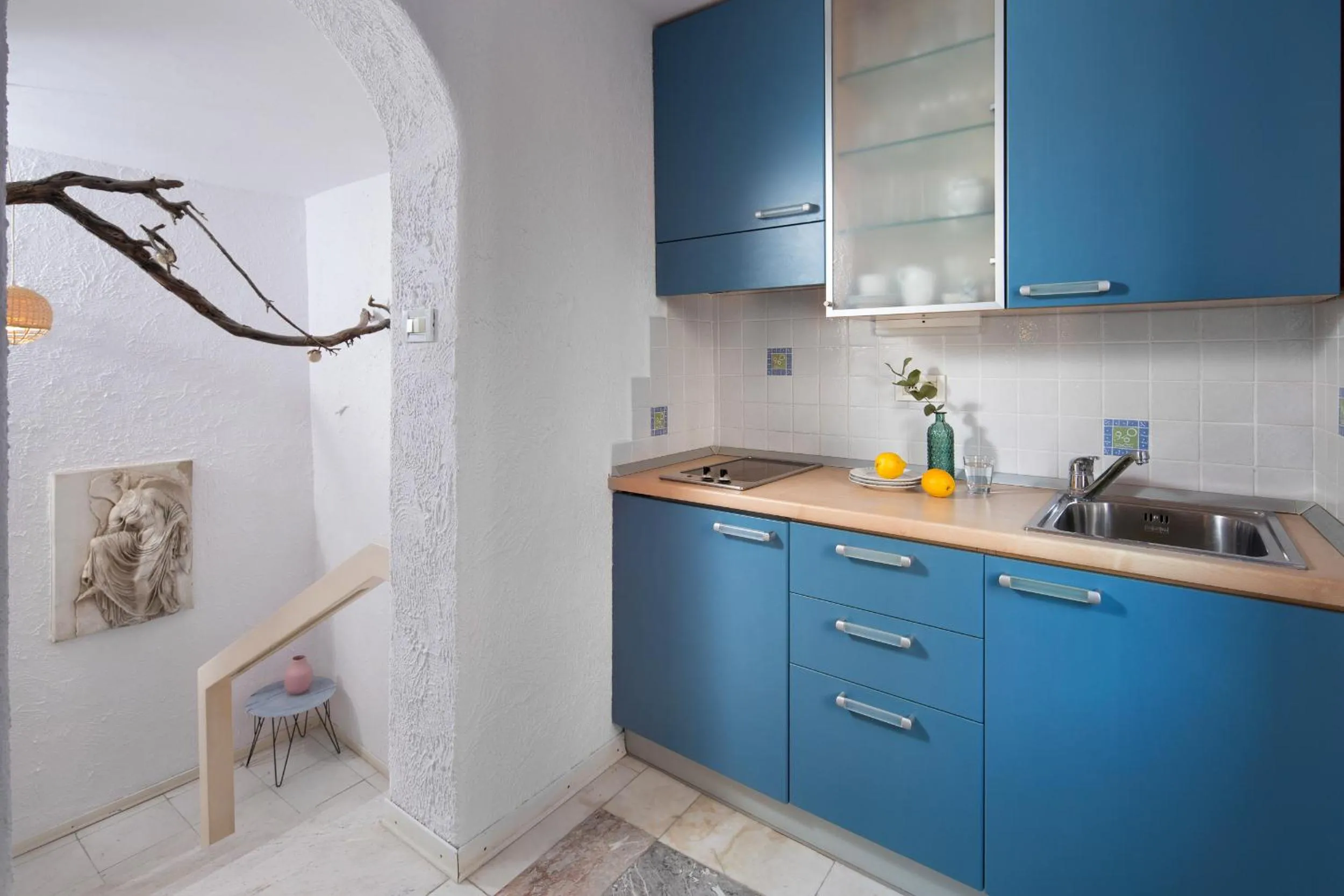 Kitchen or kitchenette in Villa Cissa Apartments by Irundo