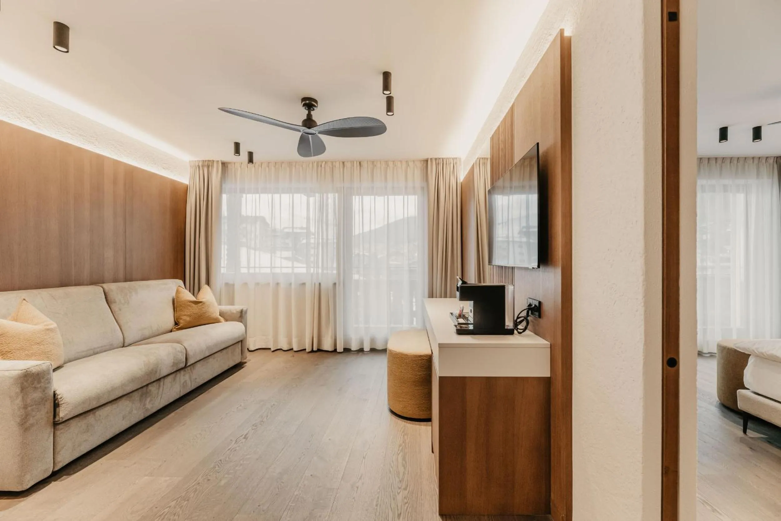 Living room in Hotel Hell