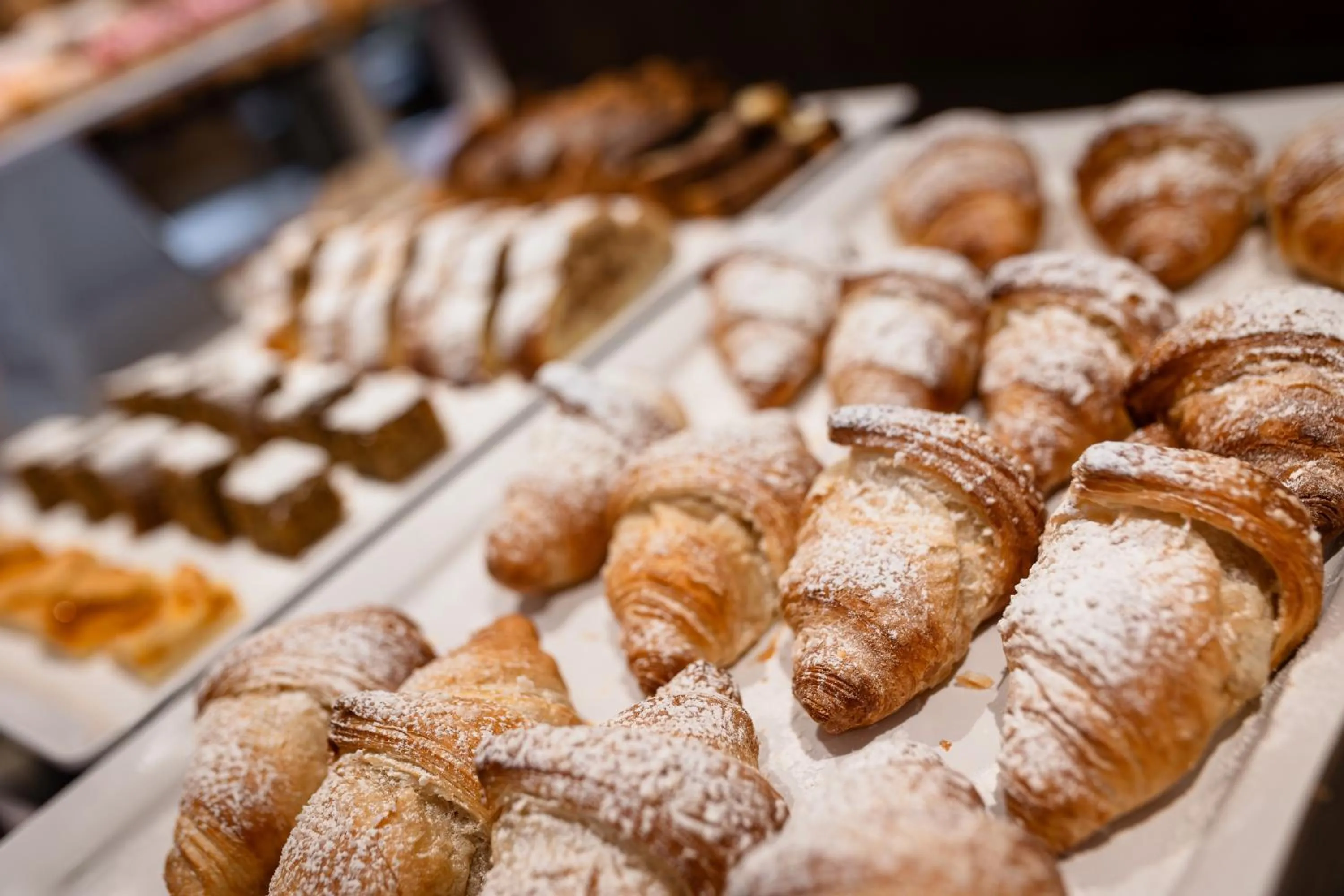 Breakfast in Hotel Hell