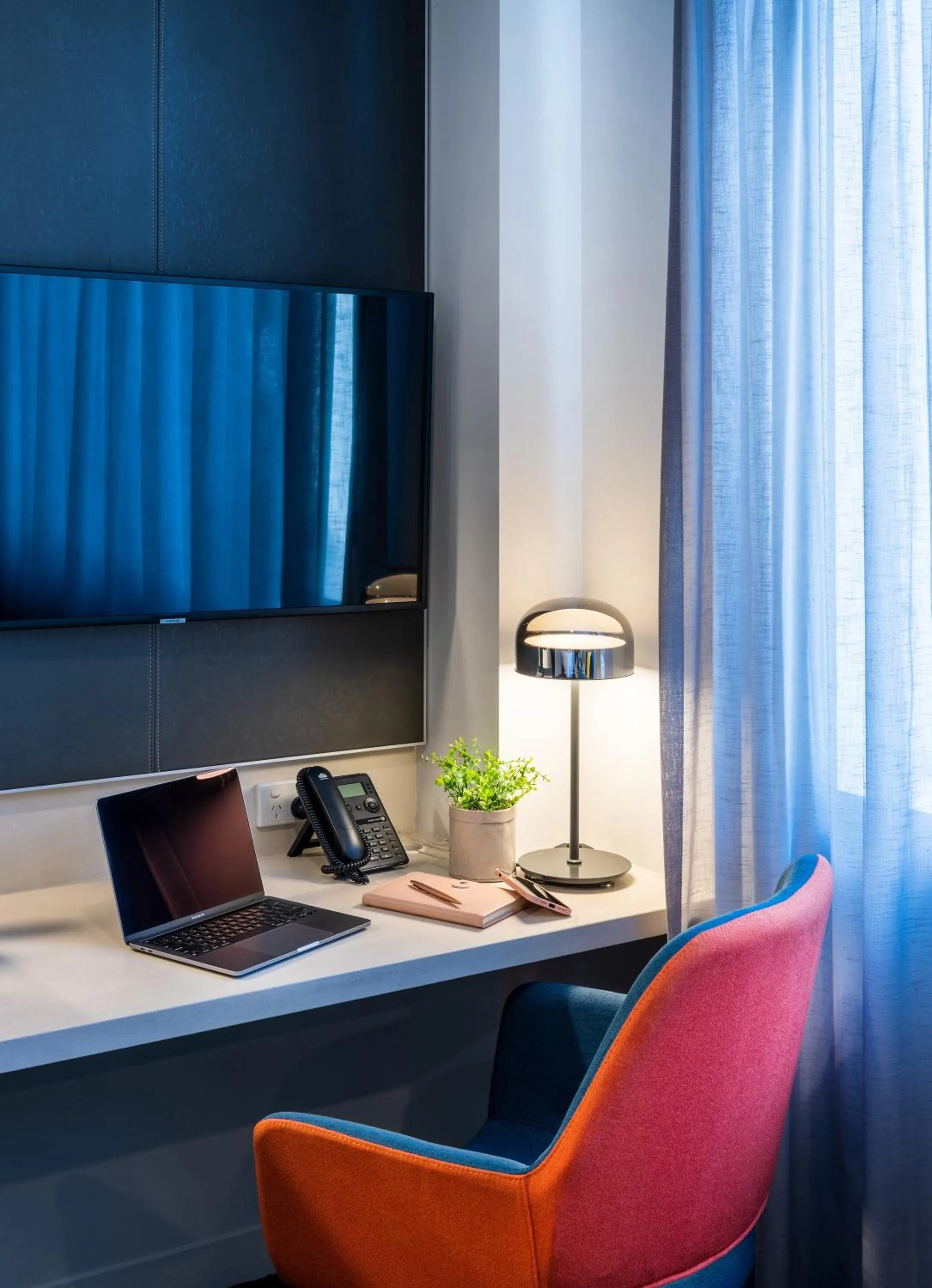 Bedroom in Novotel Melbourne Preston