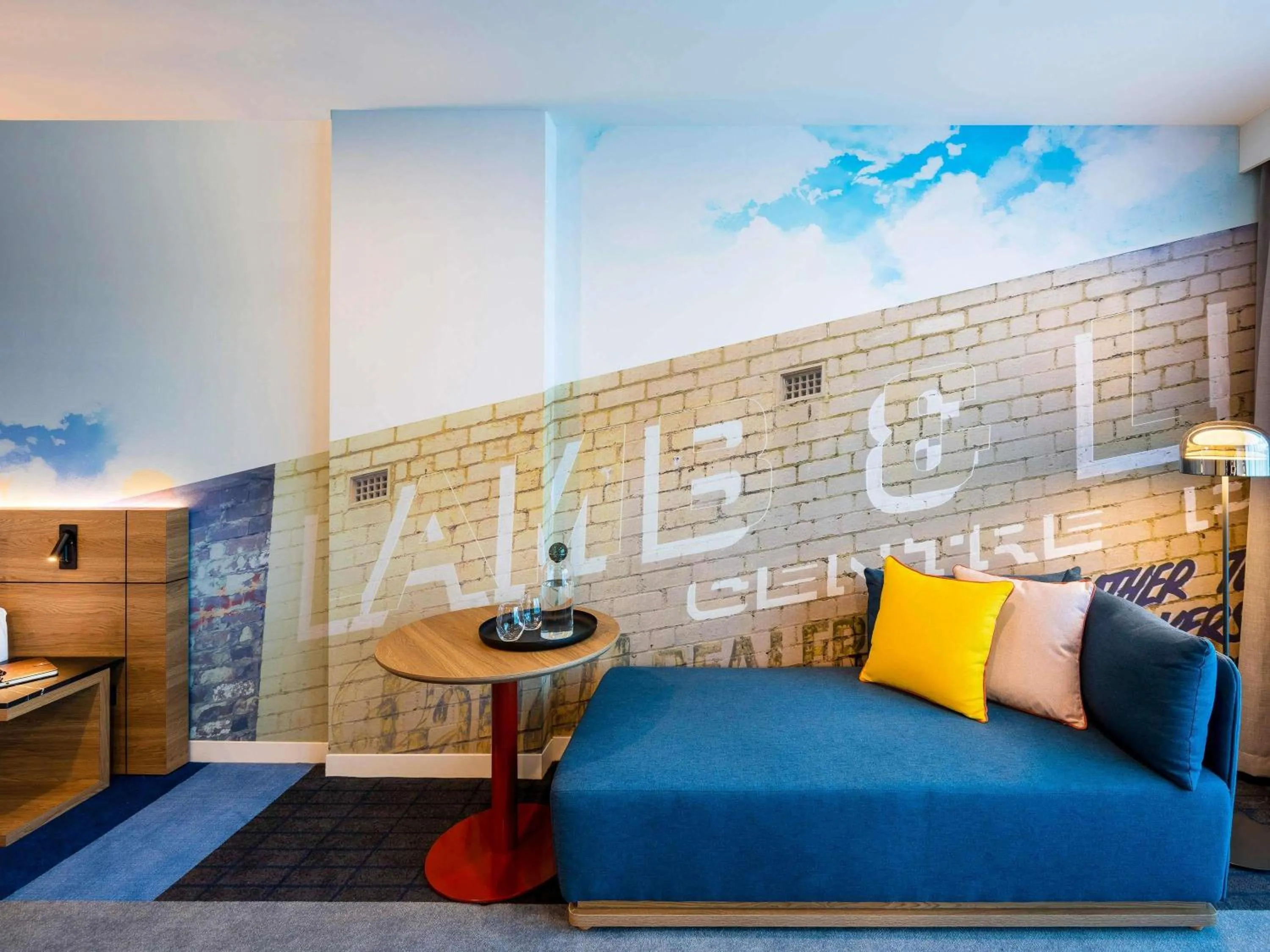 Property building in Novotel Melbourne Preston