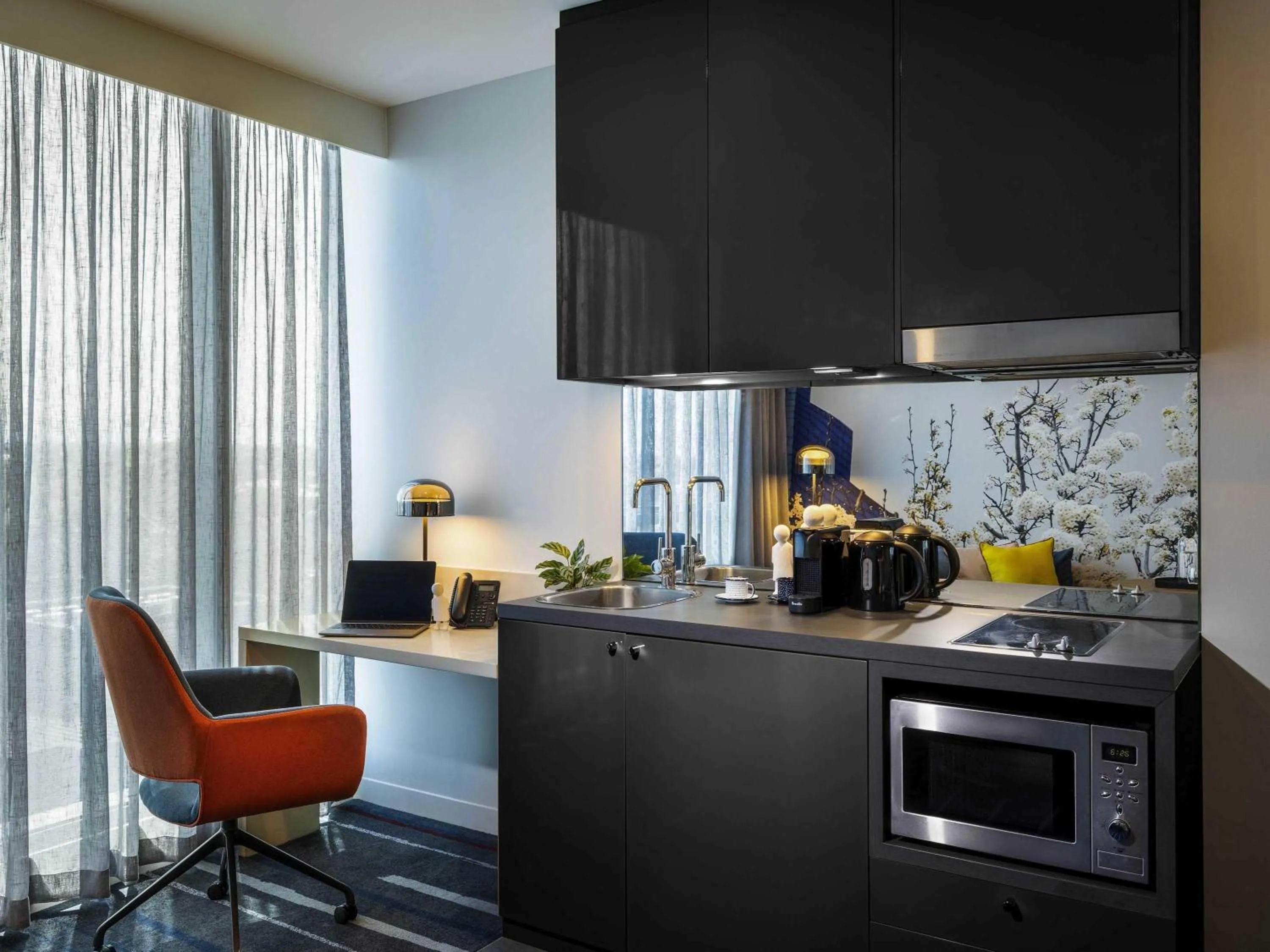 Bedroom in Novotel Melbourne Preston