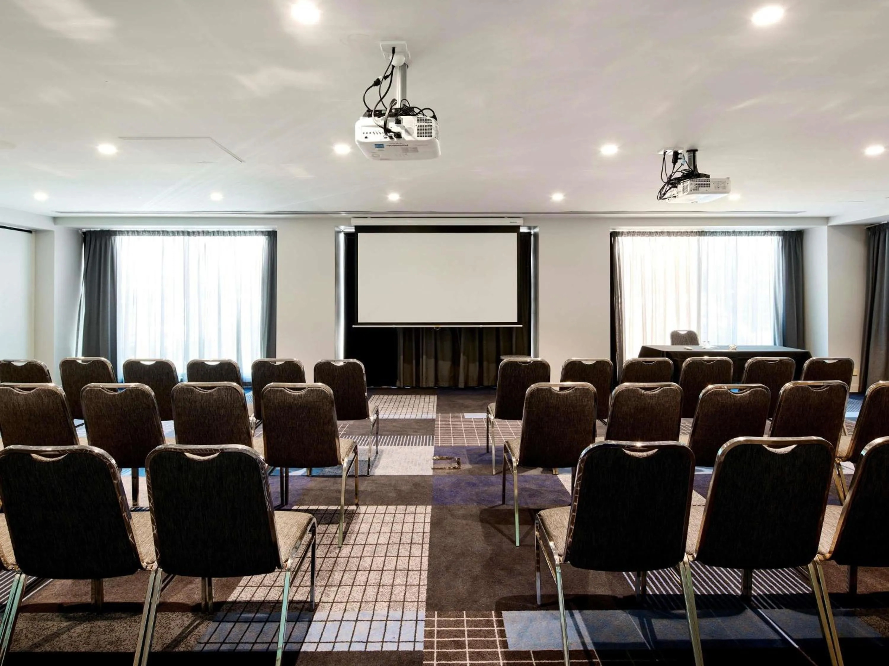 Meeting/conference room in Novotel Melbourne Preston