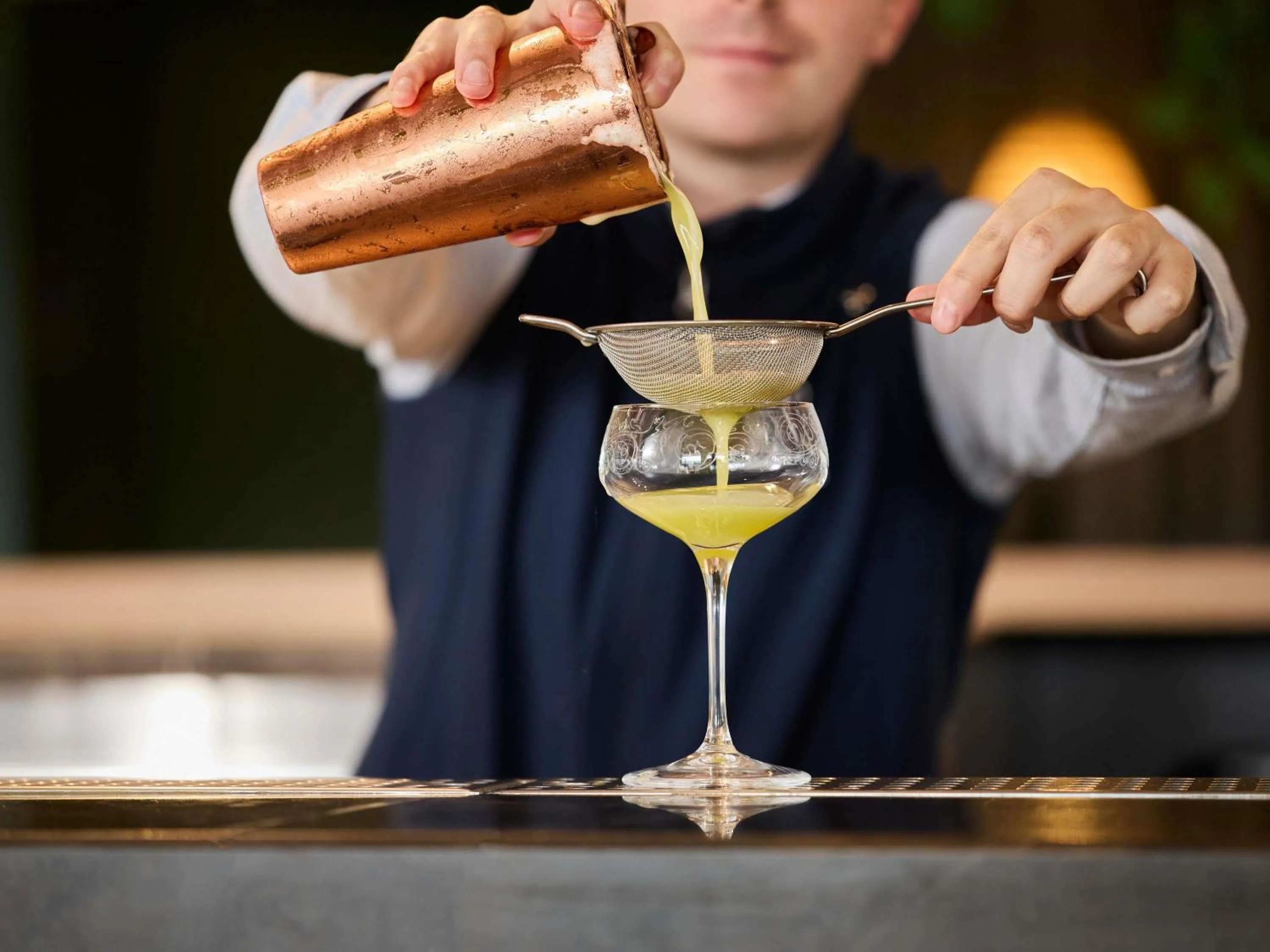 Lounge or bar in Novotel Melbourne Preston