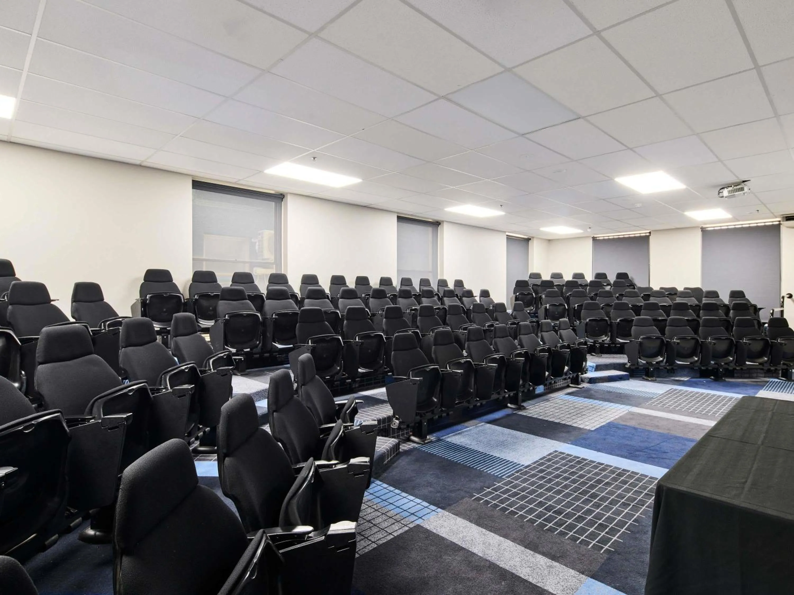 Meeting/conference room in Novotel Melbourne Preston