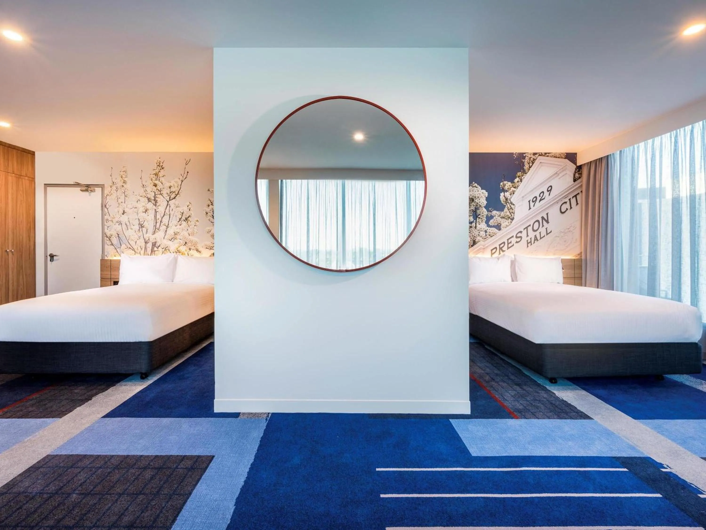 Bedroom, Bed in Novotel Melbourne Preston