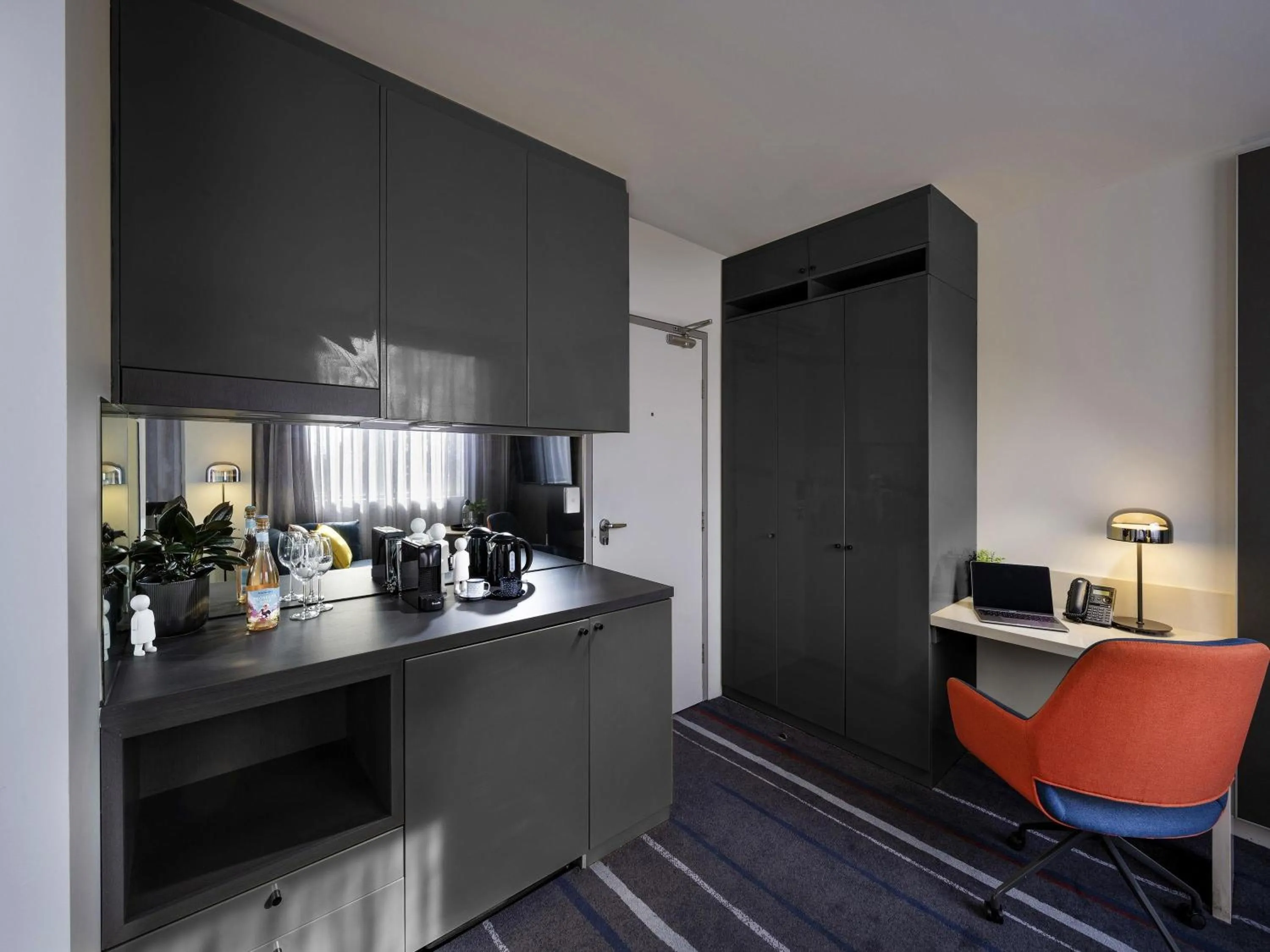 Bedroom in Novotel Melbourne Preston