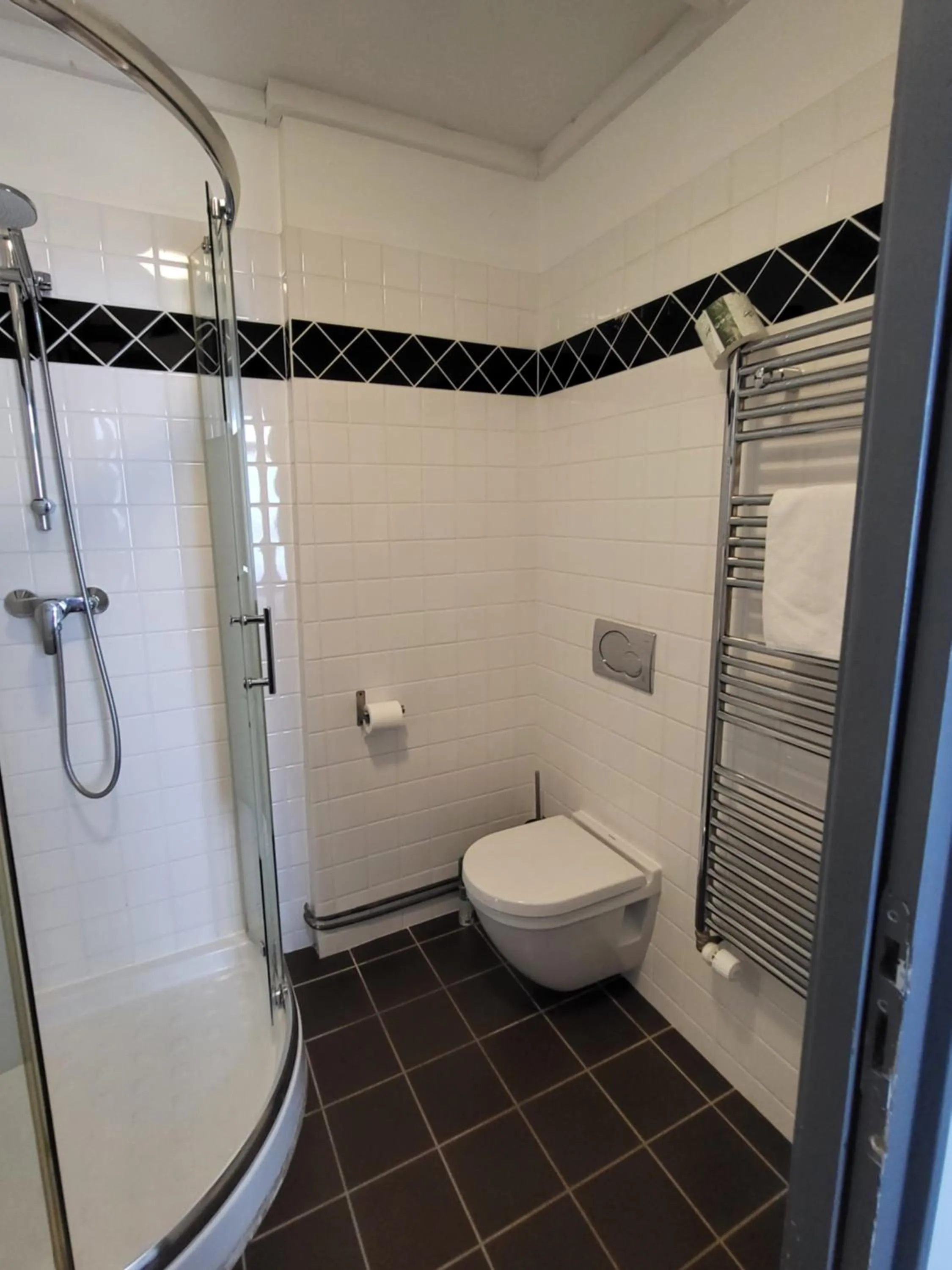 Bathroom in Chambres d'Hôtes La petite Salamandre