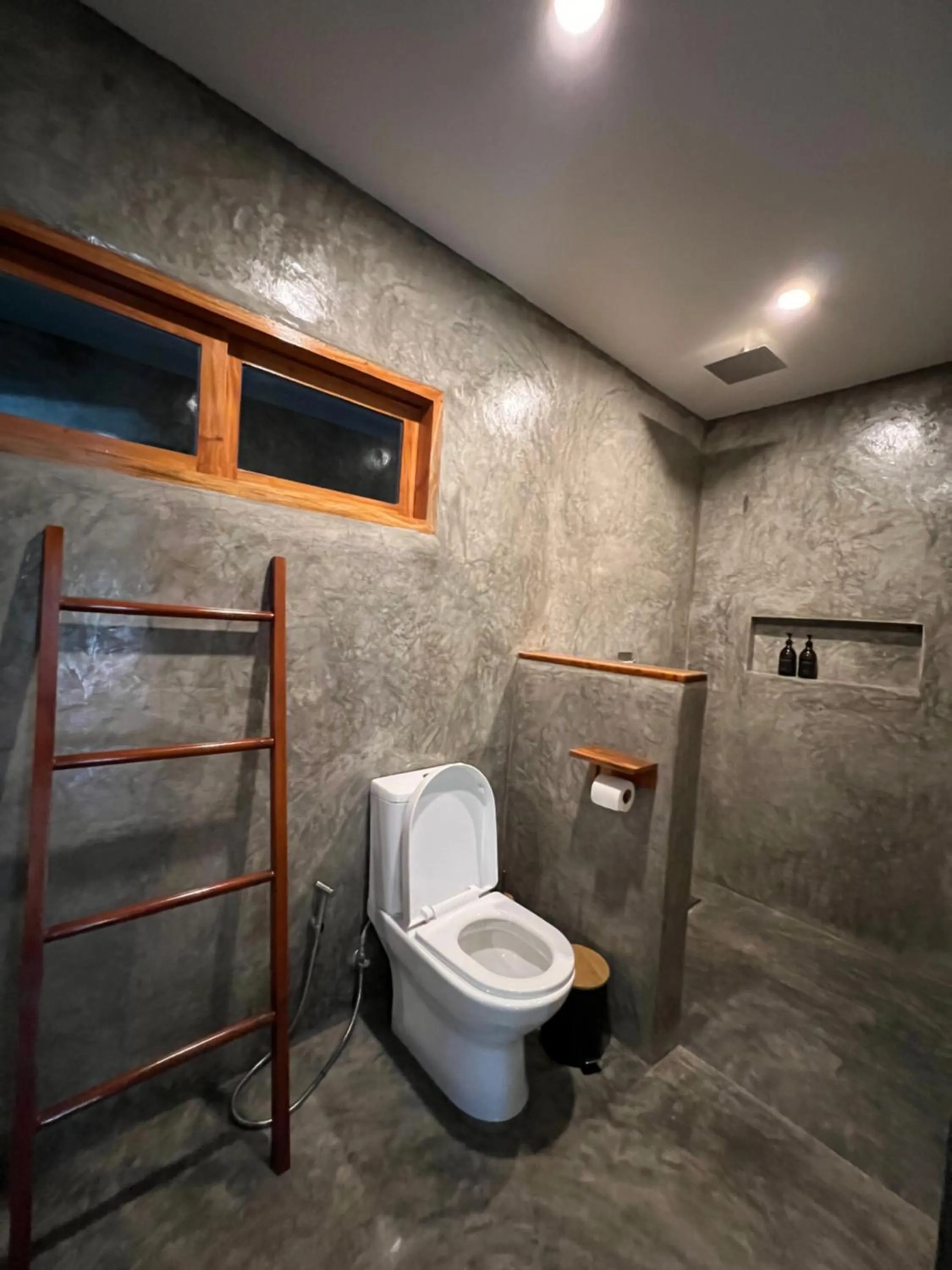 Chief Mau Moalboal Cebu