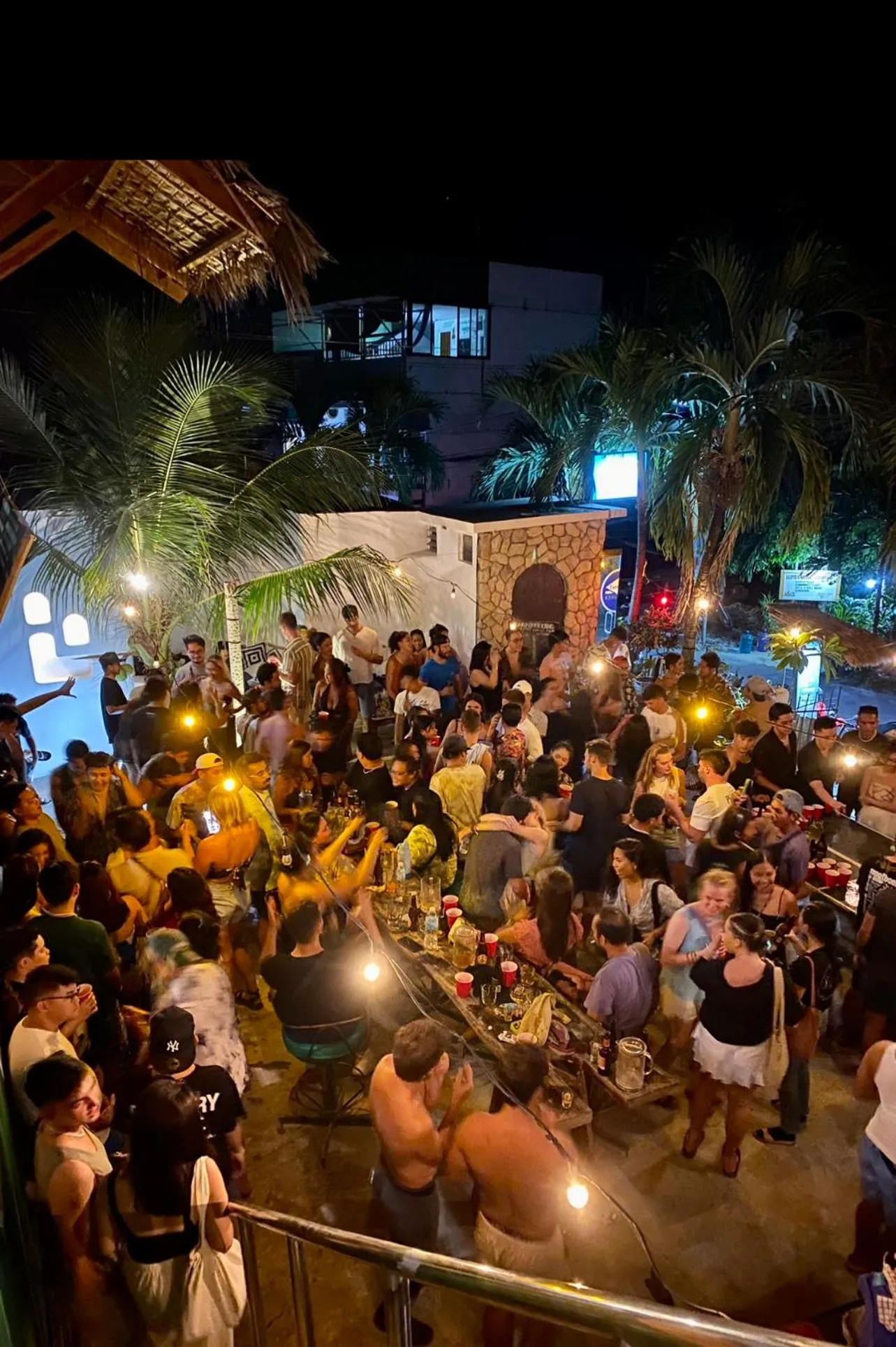 Property building in Chief Mau Moalboal Cebu