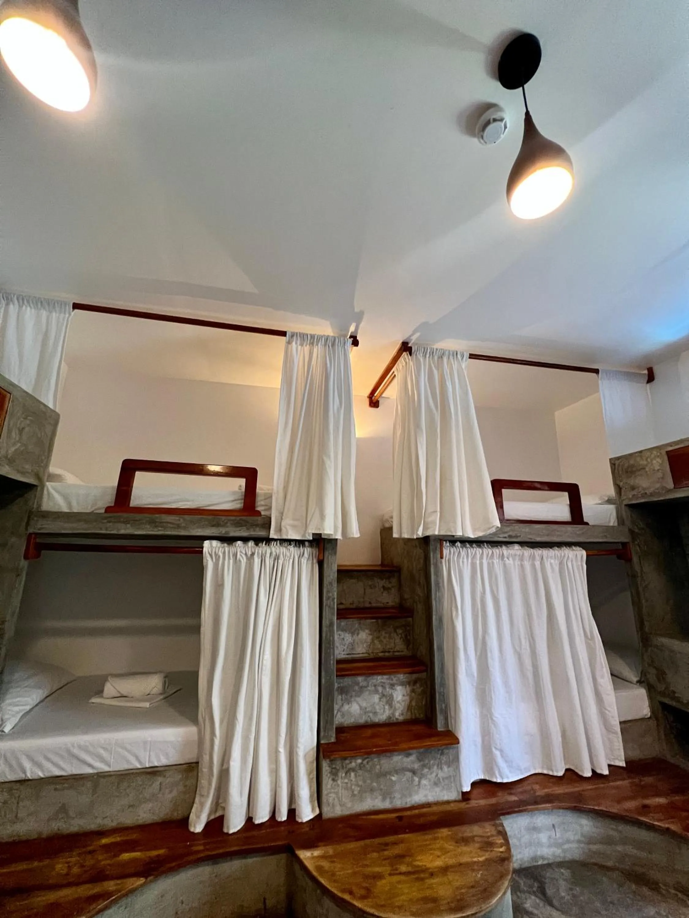 Bed in Chief Mau Moalboal Cebu