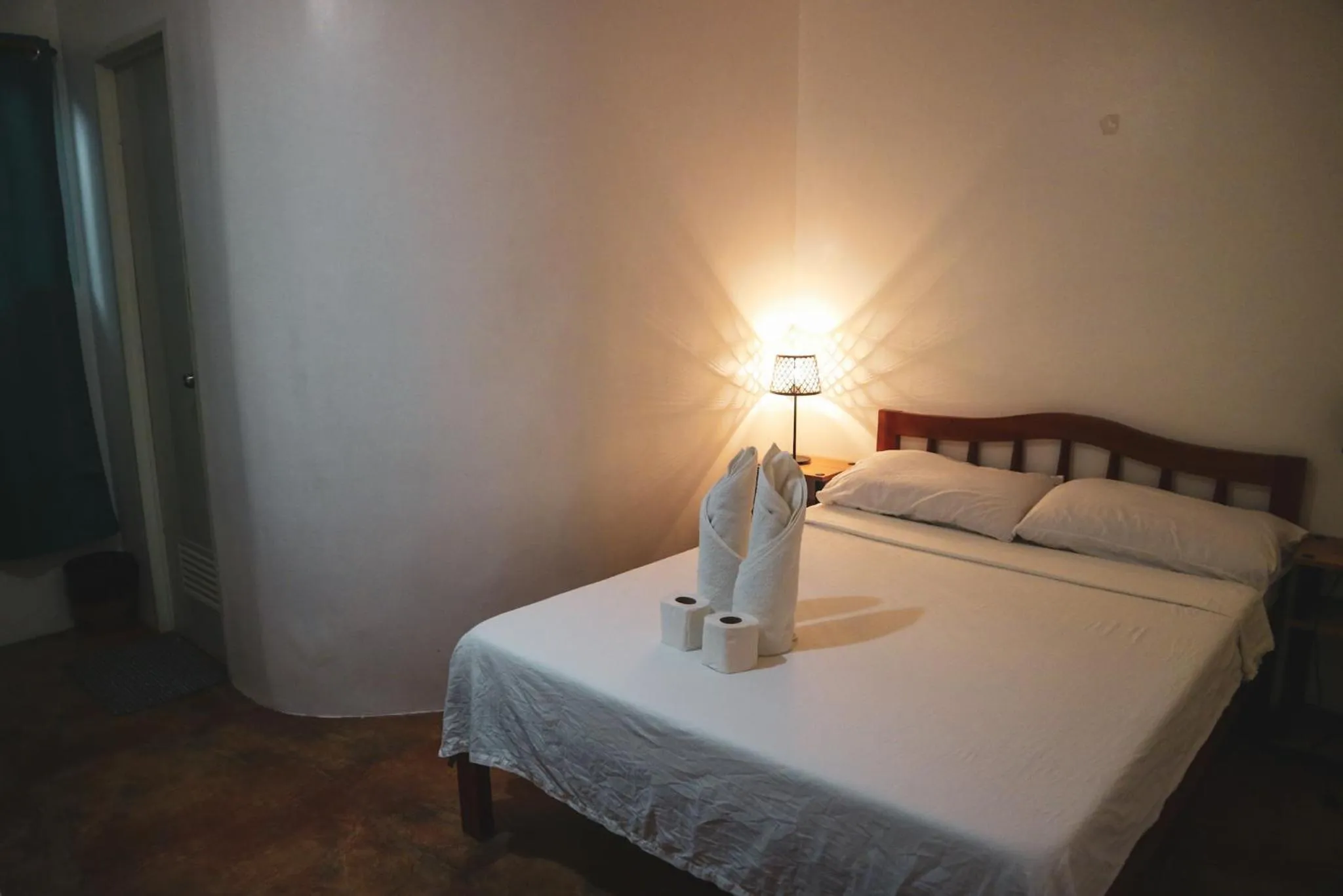 Deluxe Double Room in Chief Mau Moalboal Cebu